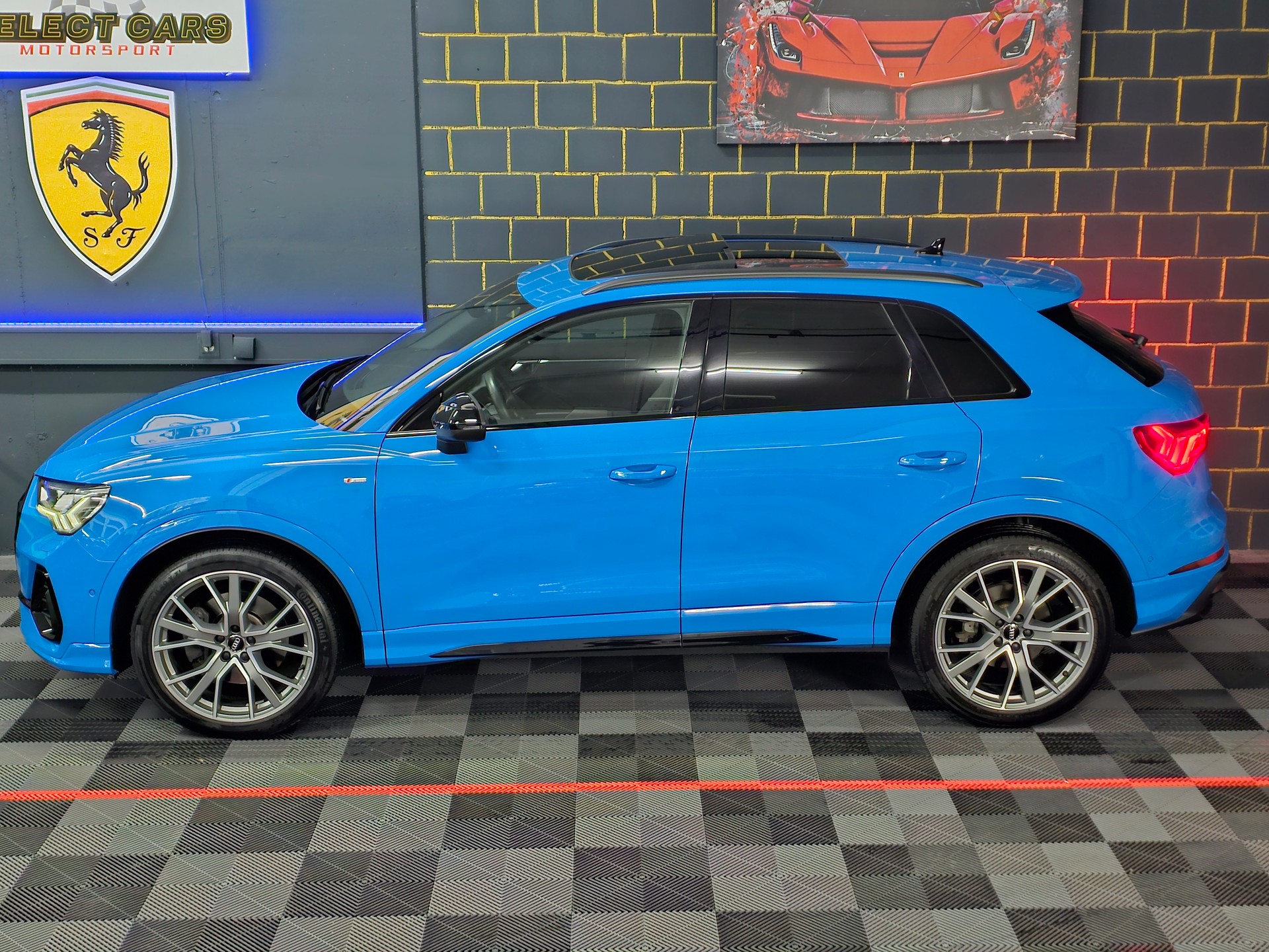 AUDI Q3 45 TFSI S line quattro S-tronic-image-1