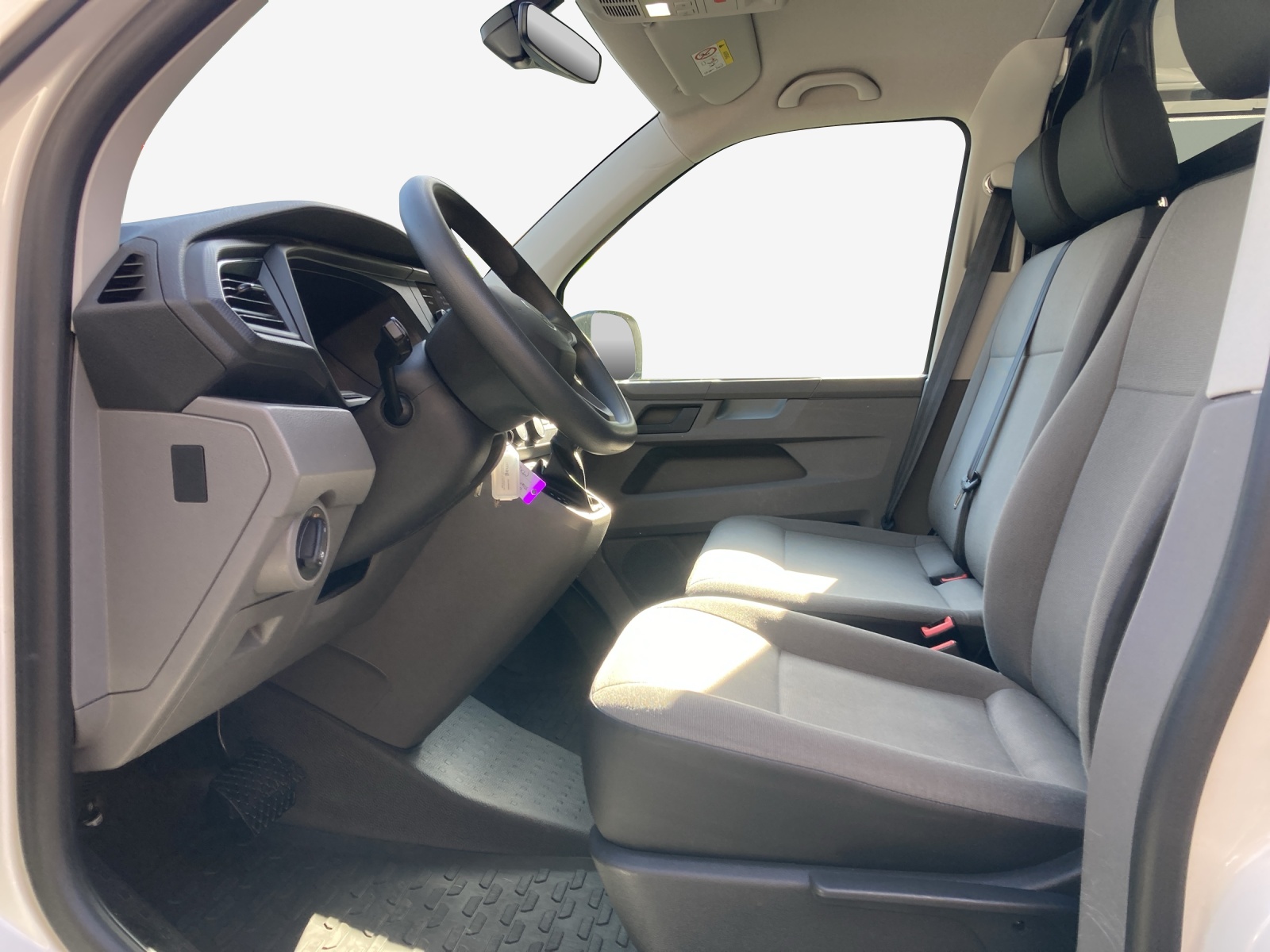 VW T6.1 2.0 TDI DSG-image-7