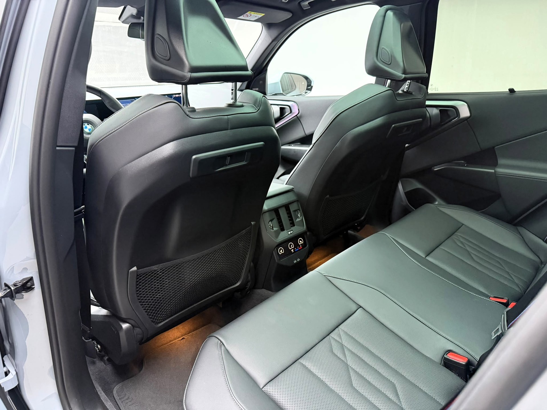 BMW X3 xDrive 48V 40d M Sport Pro-image-11