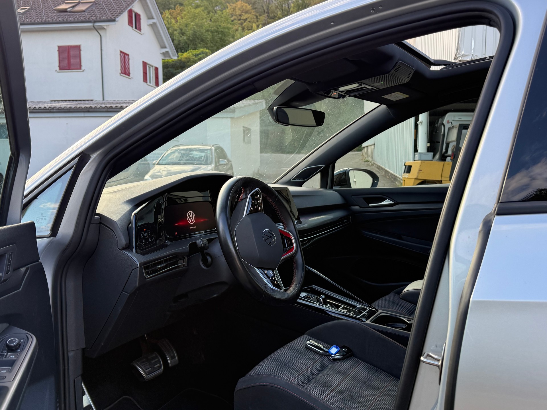 VW Golf 2.0 TSI GTI DSG-image-8