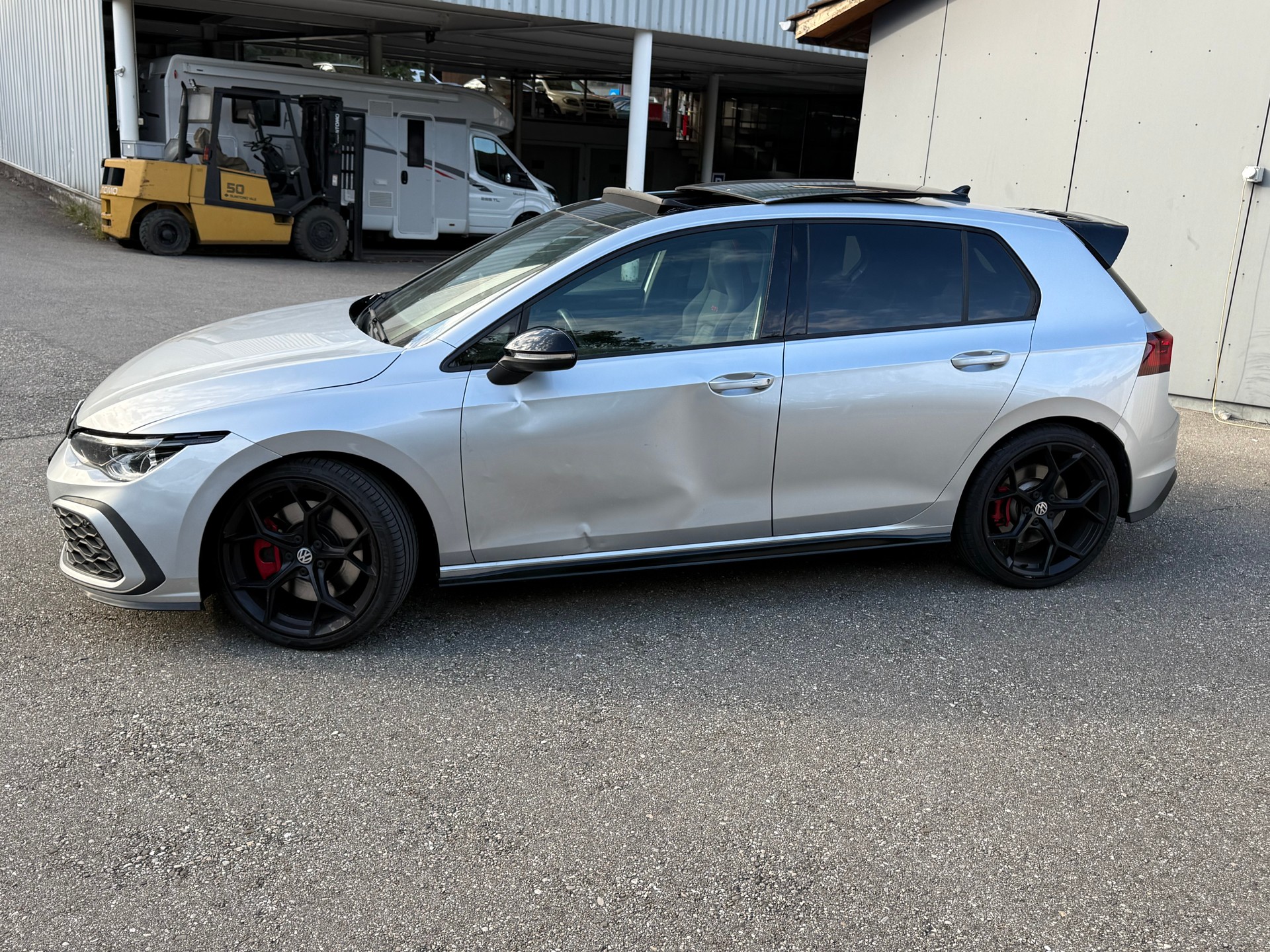 VW Golf 2.0 TSI GTI DSG-image-2