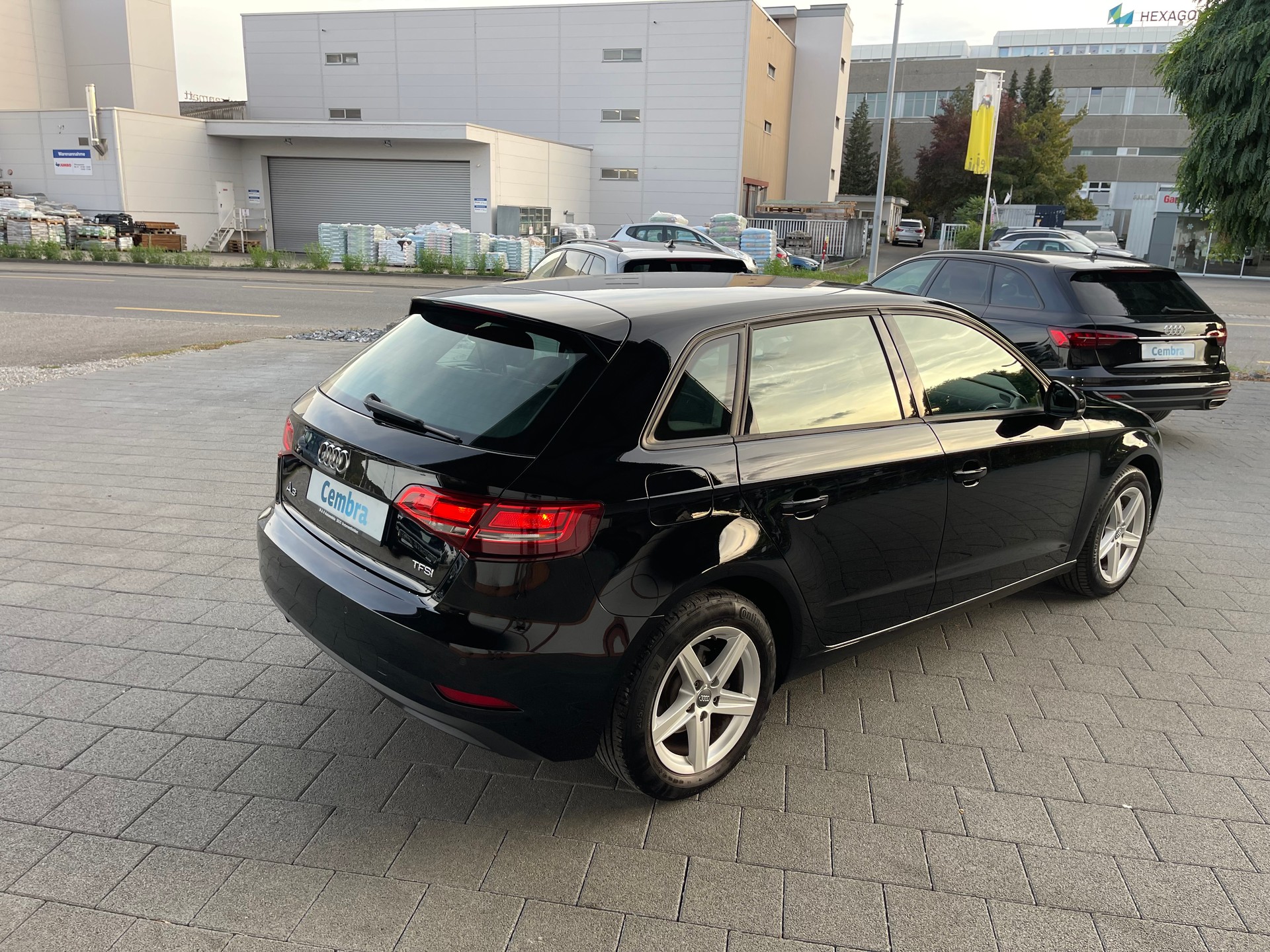 AUDI A3 Sportback 1.5 TFSI Sport-image-5