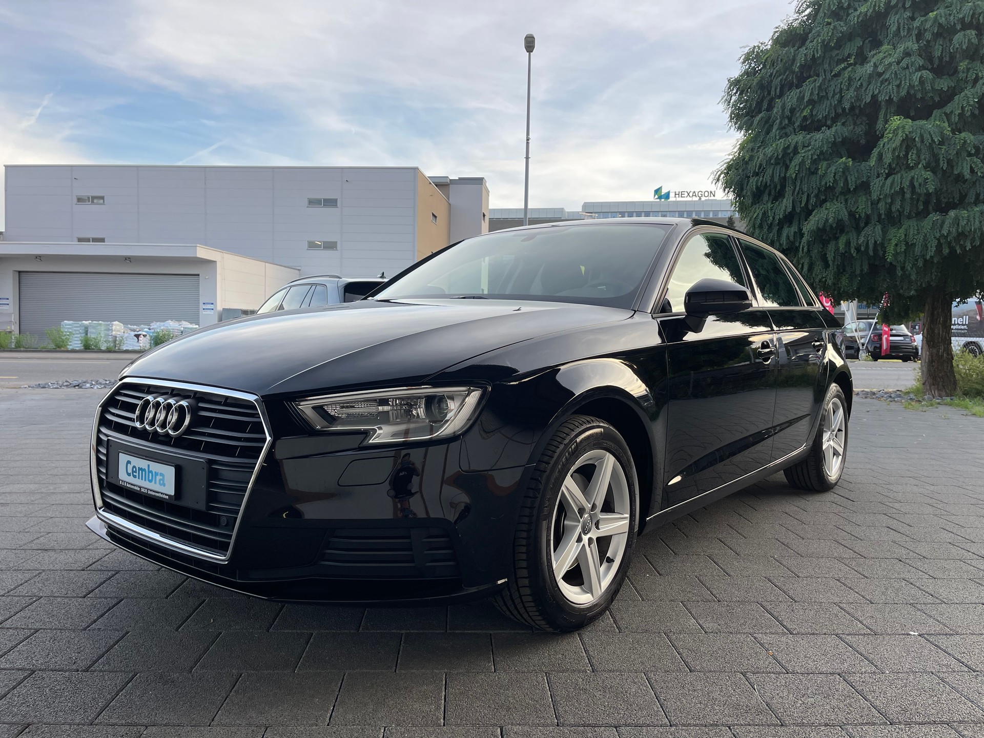 AUDI A3 Sportback 1.5 TFSI Sport-image-0