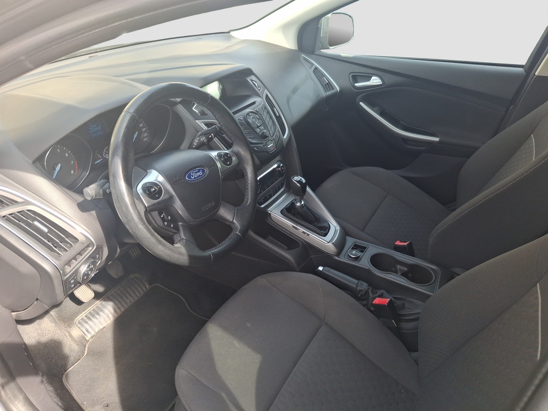 FORD Focus 1.0 SCTi Carving-image-6