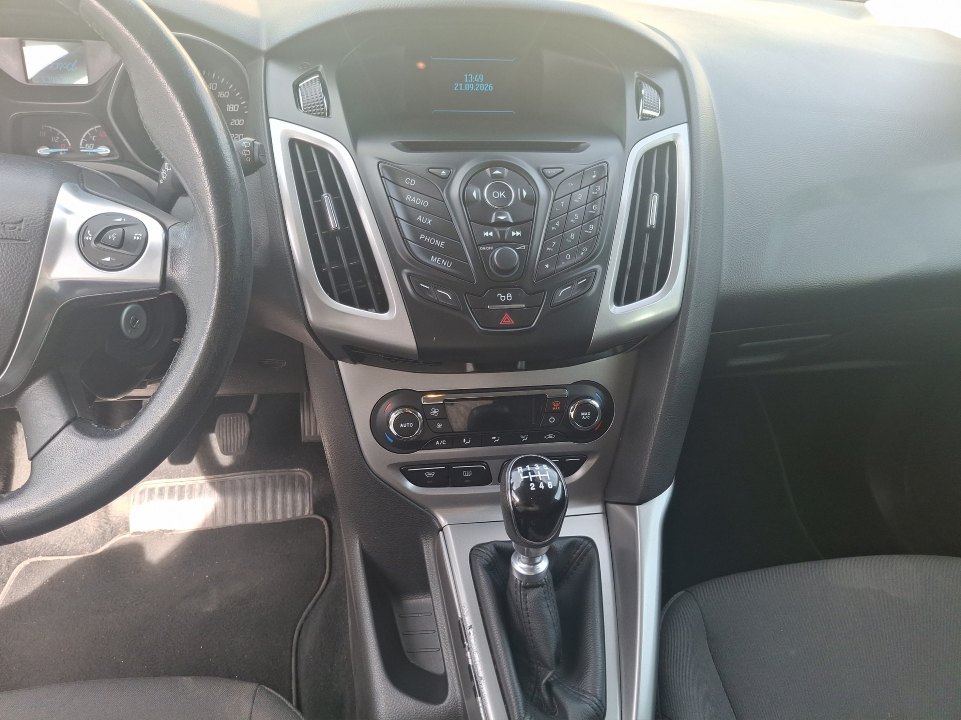 FORD Focus 1.0 SCTi Carving-image-8