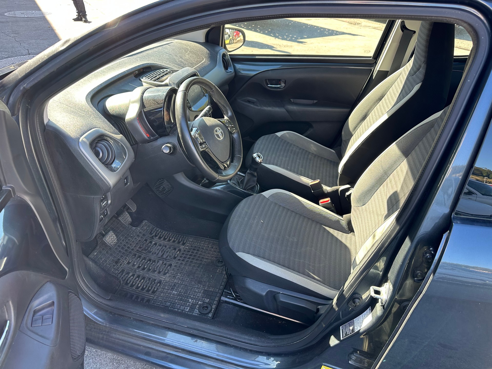 TOYOTA Aygo 1.0 VVT-i Trend-image-12