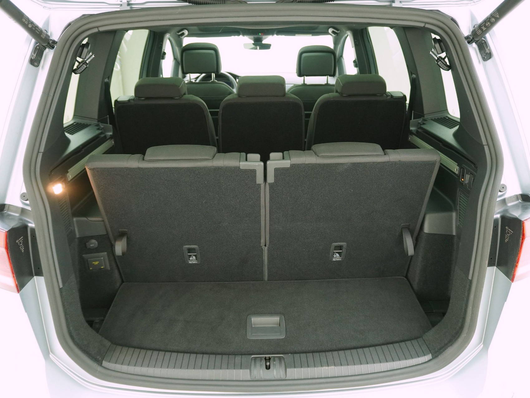 VW Touran 1.5 TSI DSG R-Line Black Style **VW Werksgarantie bis 12/2030**-image-15