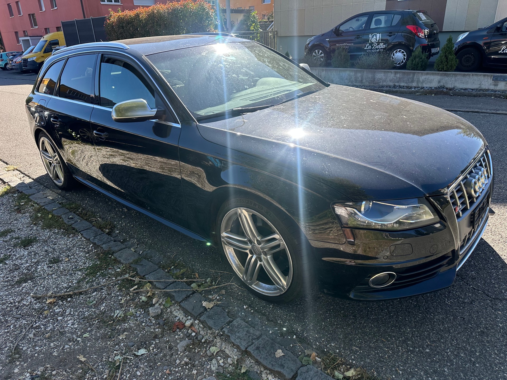 AUDI S4 Avant 3.0 TFSI quattro-image-1