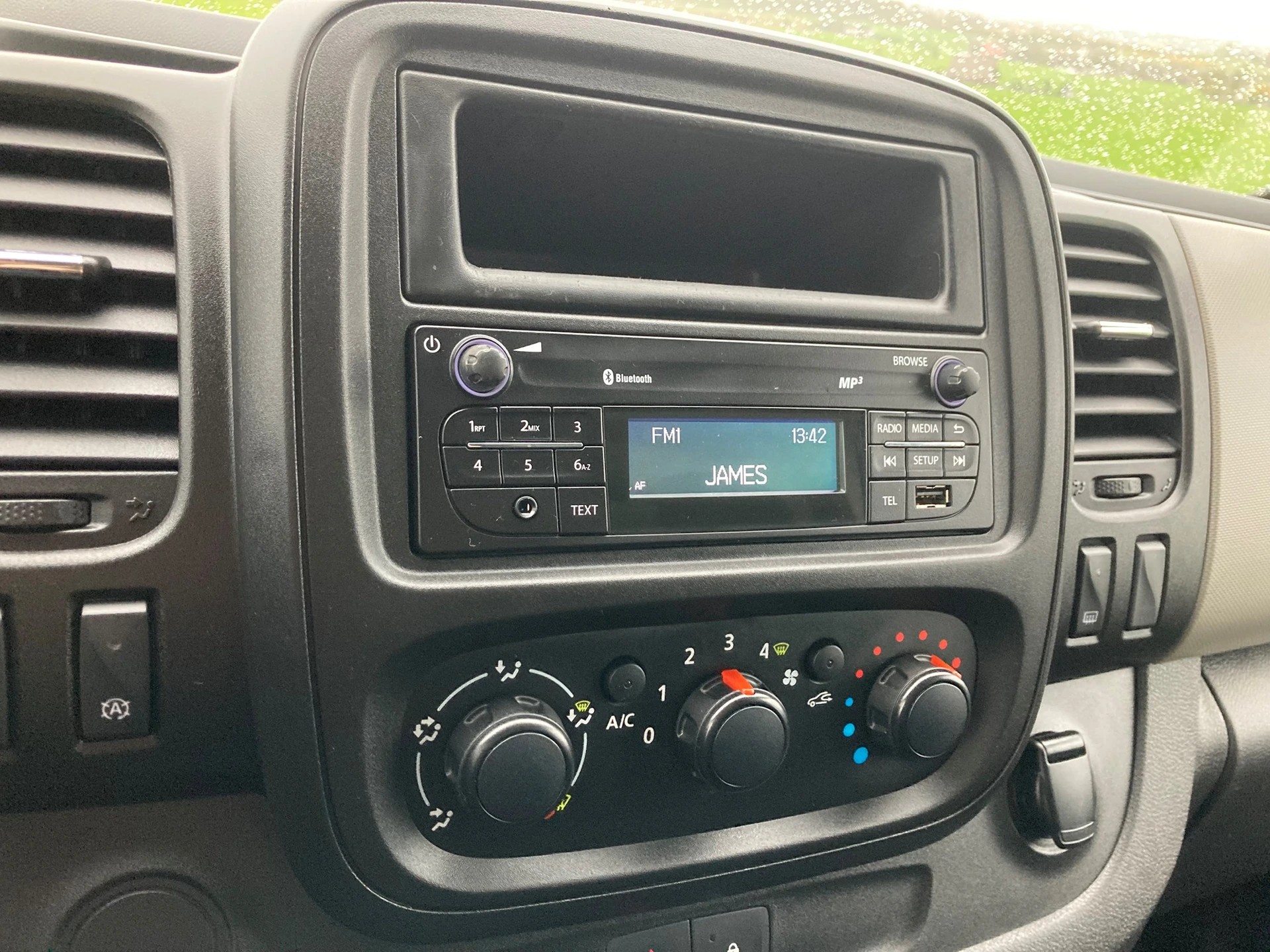 RENAULT Trafic 1.6 ENERGY TwinT. dCi125 2.9t Busin. L1H1 **Nutzlast 1'160 KG**-image-8