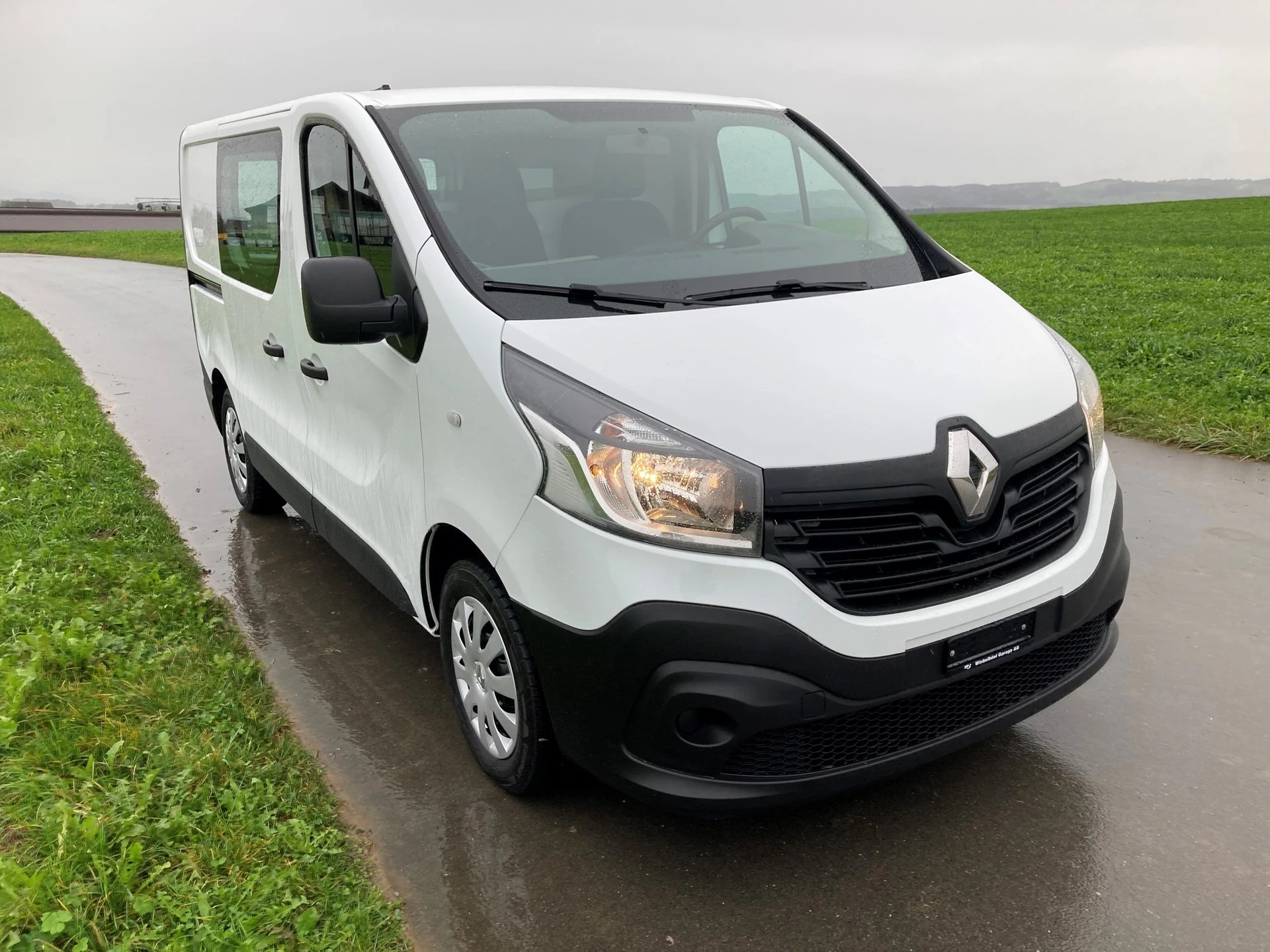 RENAULT Trafic 1.6 ENERGY TwinT. dCi125 2.9t Busin. L1H1 **Nutzlast 1'160 KG**-image-1