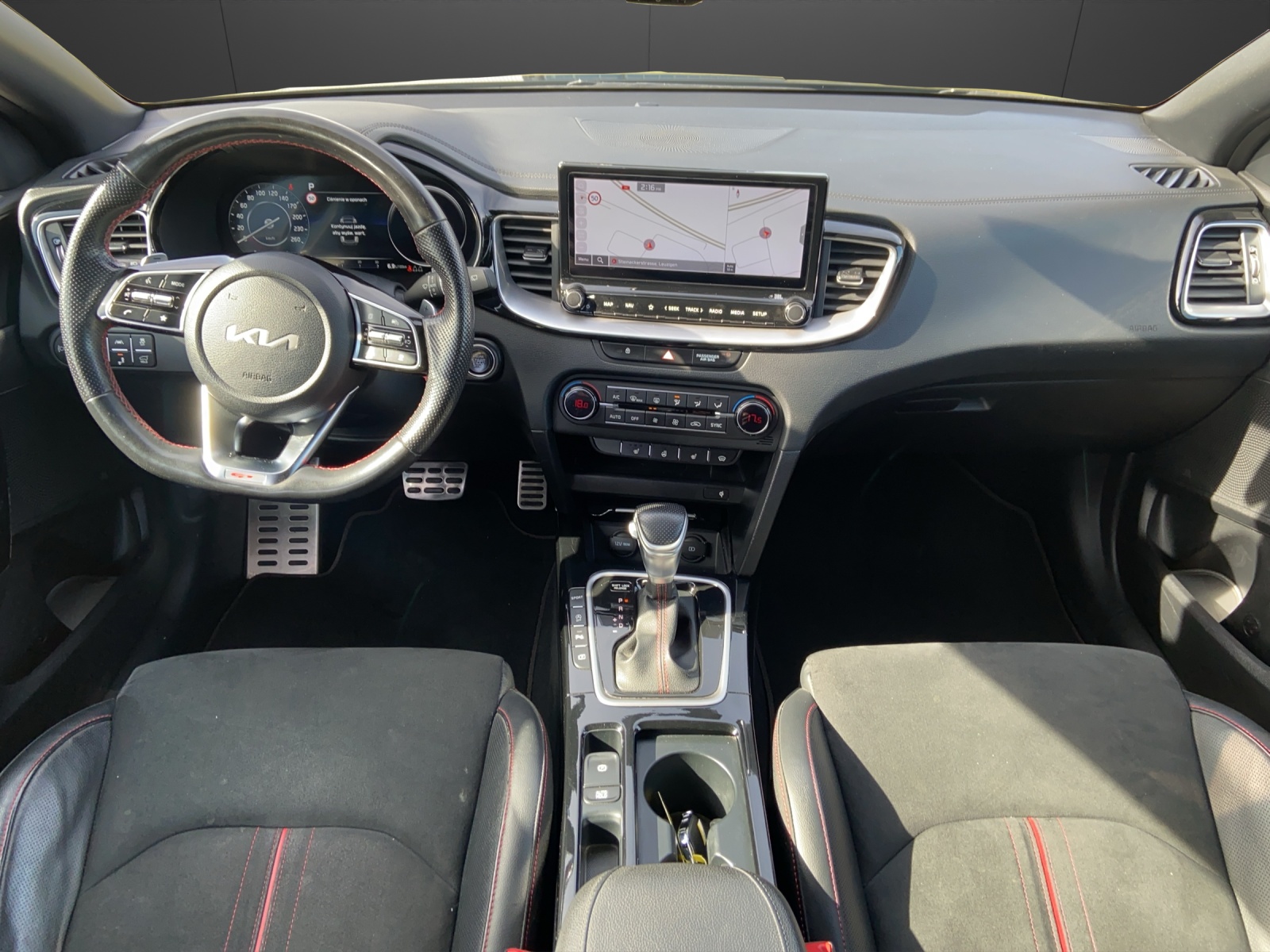 KIA ProCeed 1.6 T-GDi GT DCT-image-10