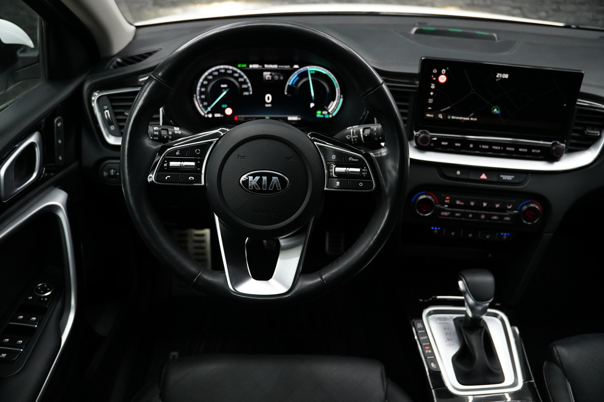 KIA Ceed Sportswagon 1.6 GDi Plug-in Hybrid Style DCT-image-21