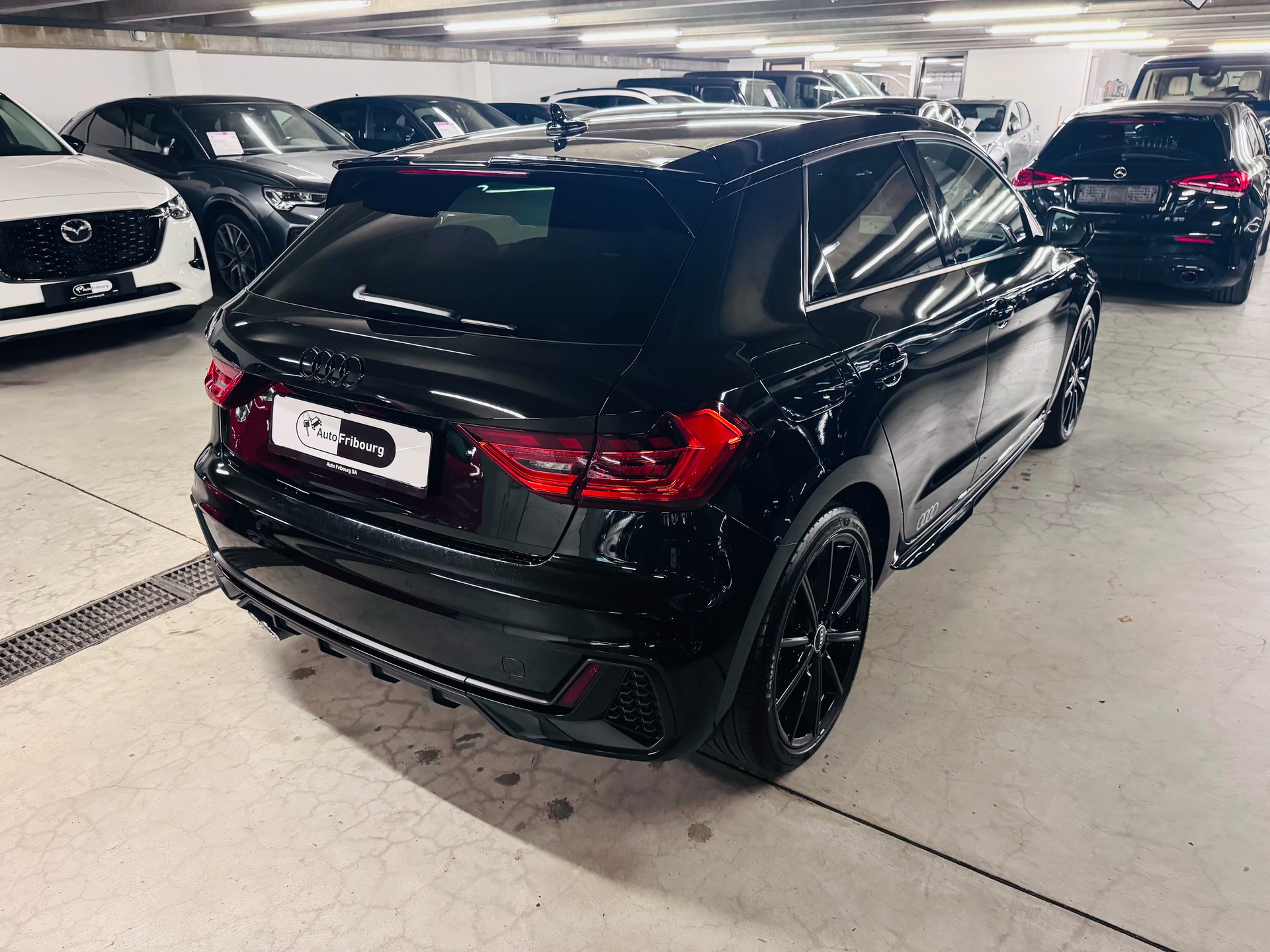 AUDI A1 Sportback 40 TFSI S Line S-tronic-image-1
