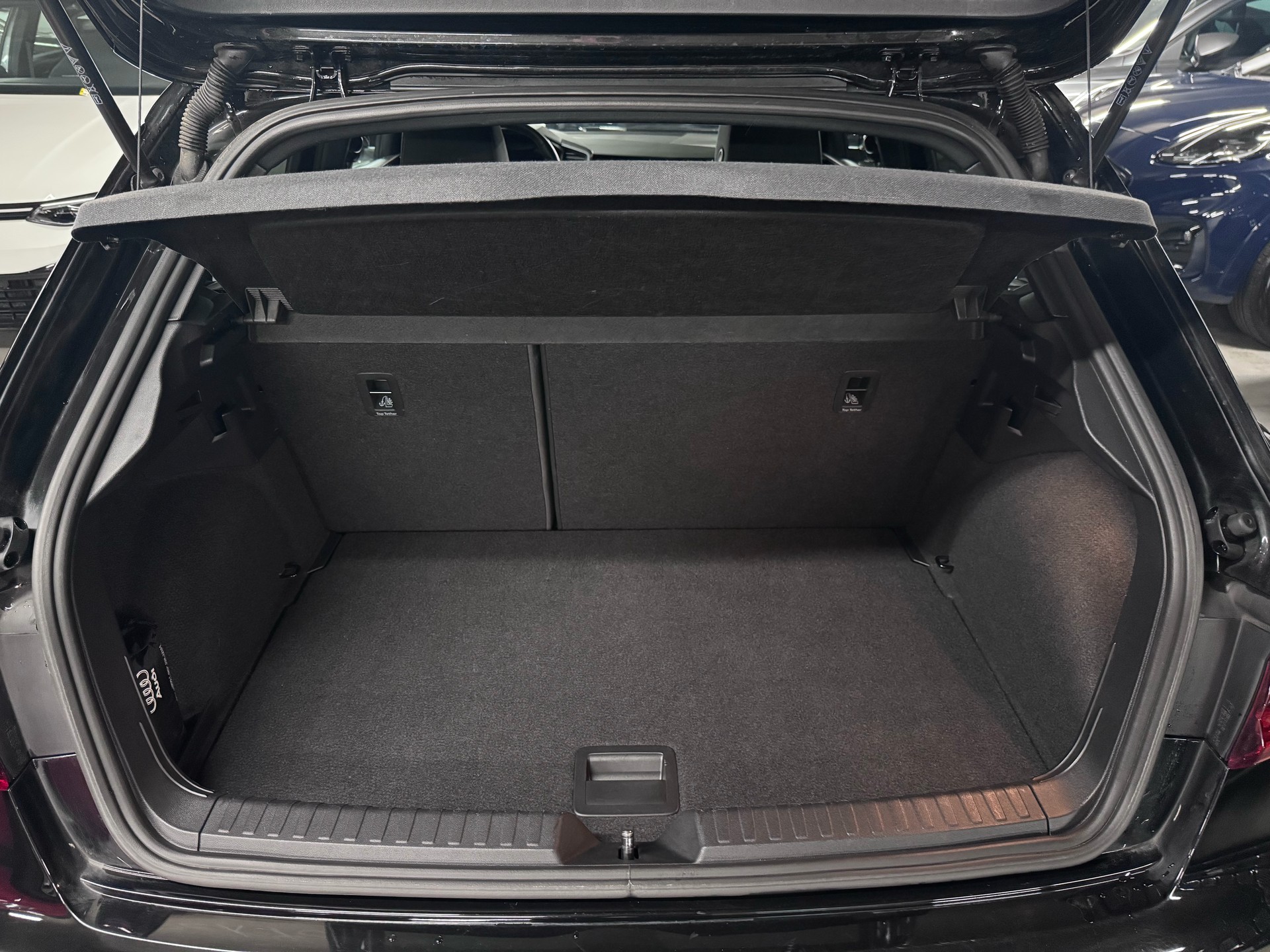 AUDI A1 Sportback 40 TFSI S Line S-tronic-image-12