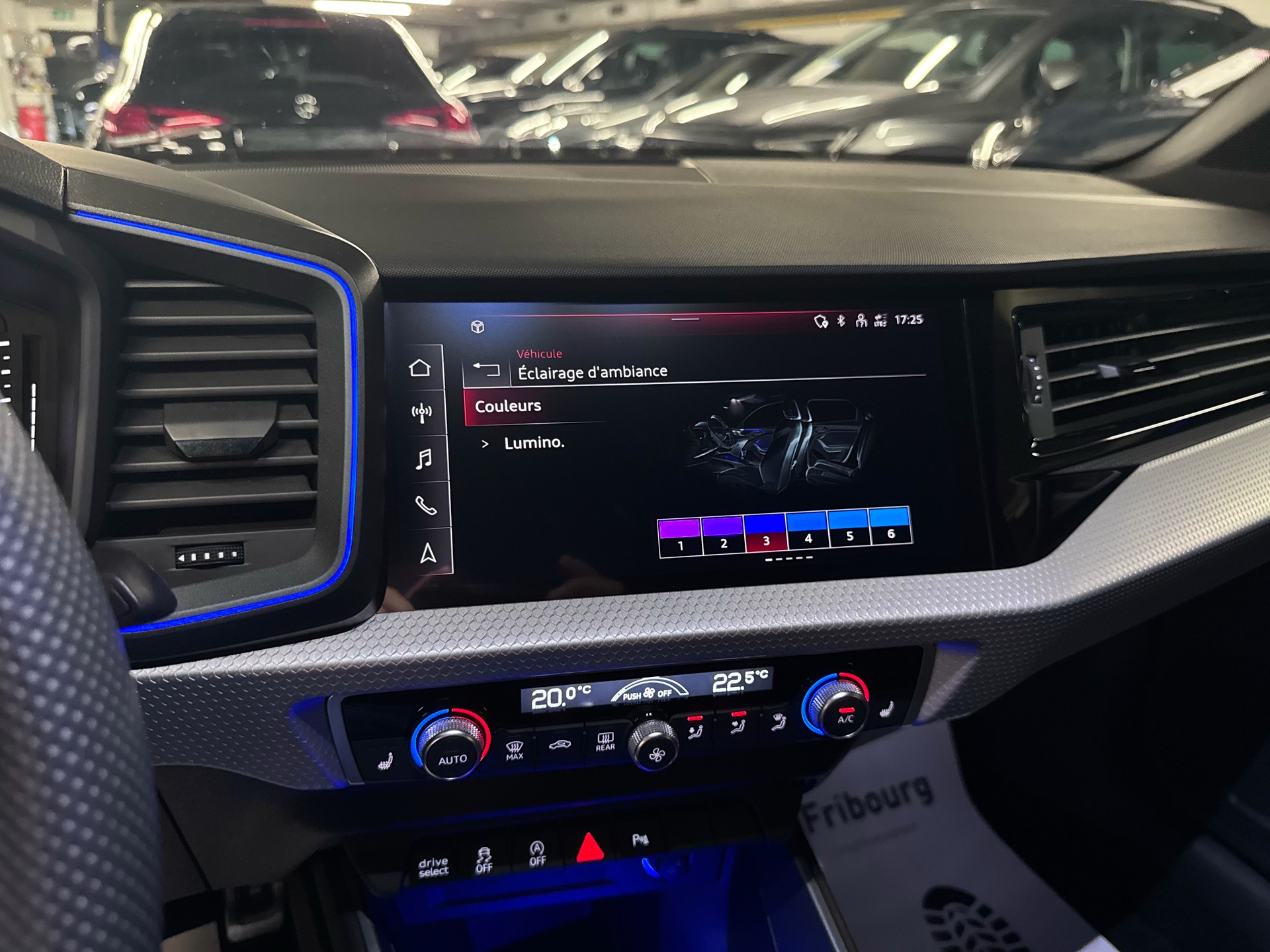 AUDI A1 Sportback 40 TFSI S Line S-tronic-image-9