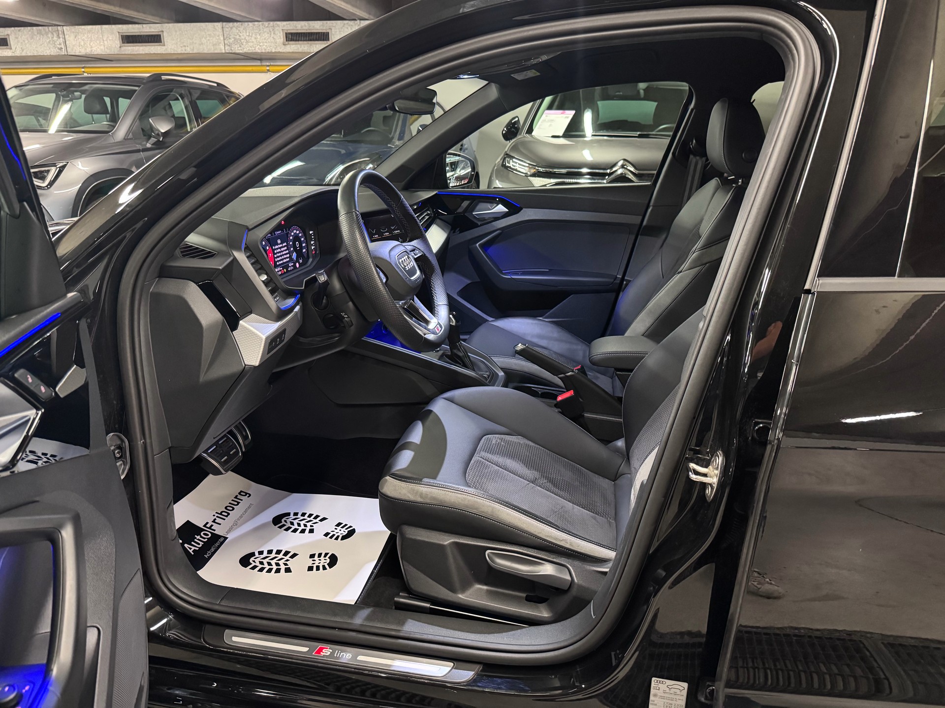 AUDI A1 Sportback 40 TFSI S Line S-tronic-image-3