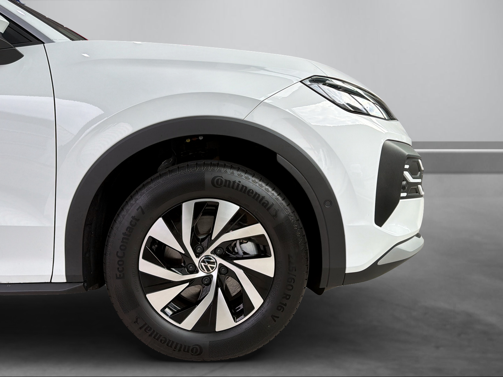 VW T-Roc 1.5 eTSI mHEV Trend DSG-image-13
