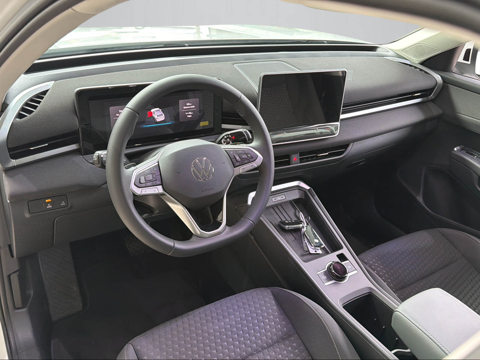 VW T-Roc 1.5 eTSI mHEV Trend DSG-image-7