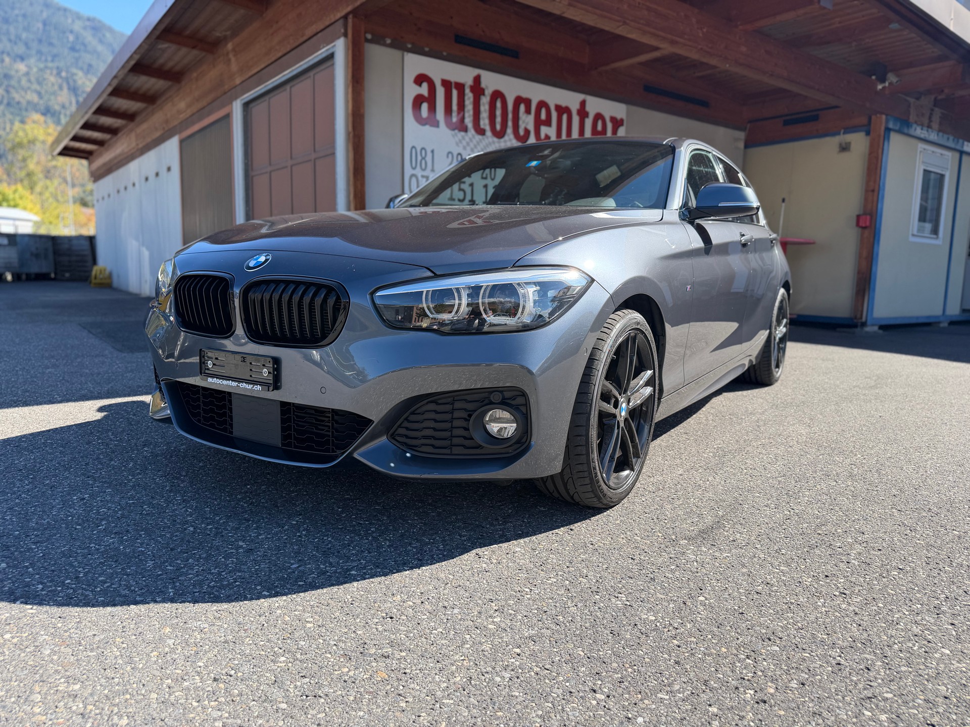 BMW 120d xDrive M Sport Steptronic-image-0