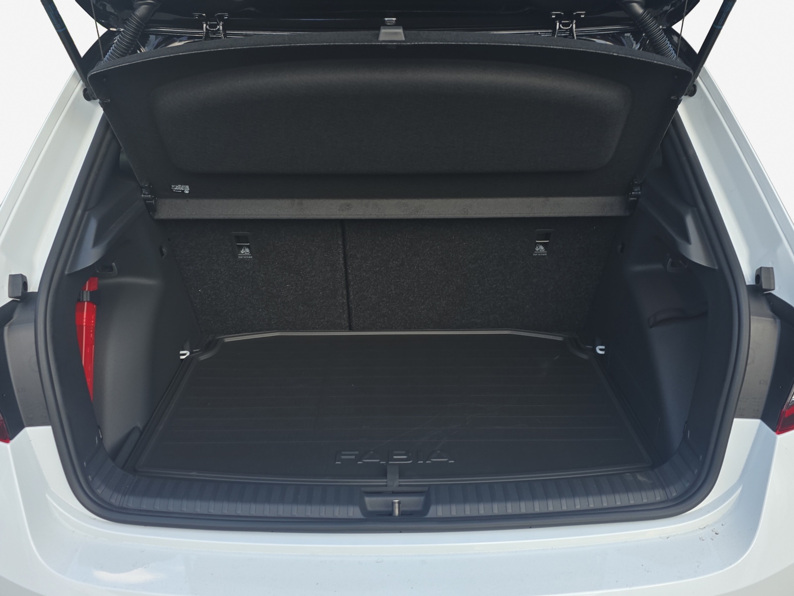SKODA Fabia 1.5 TSI 130 DSG-image-12