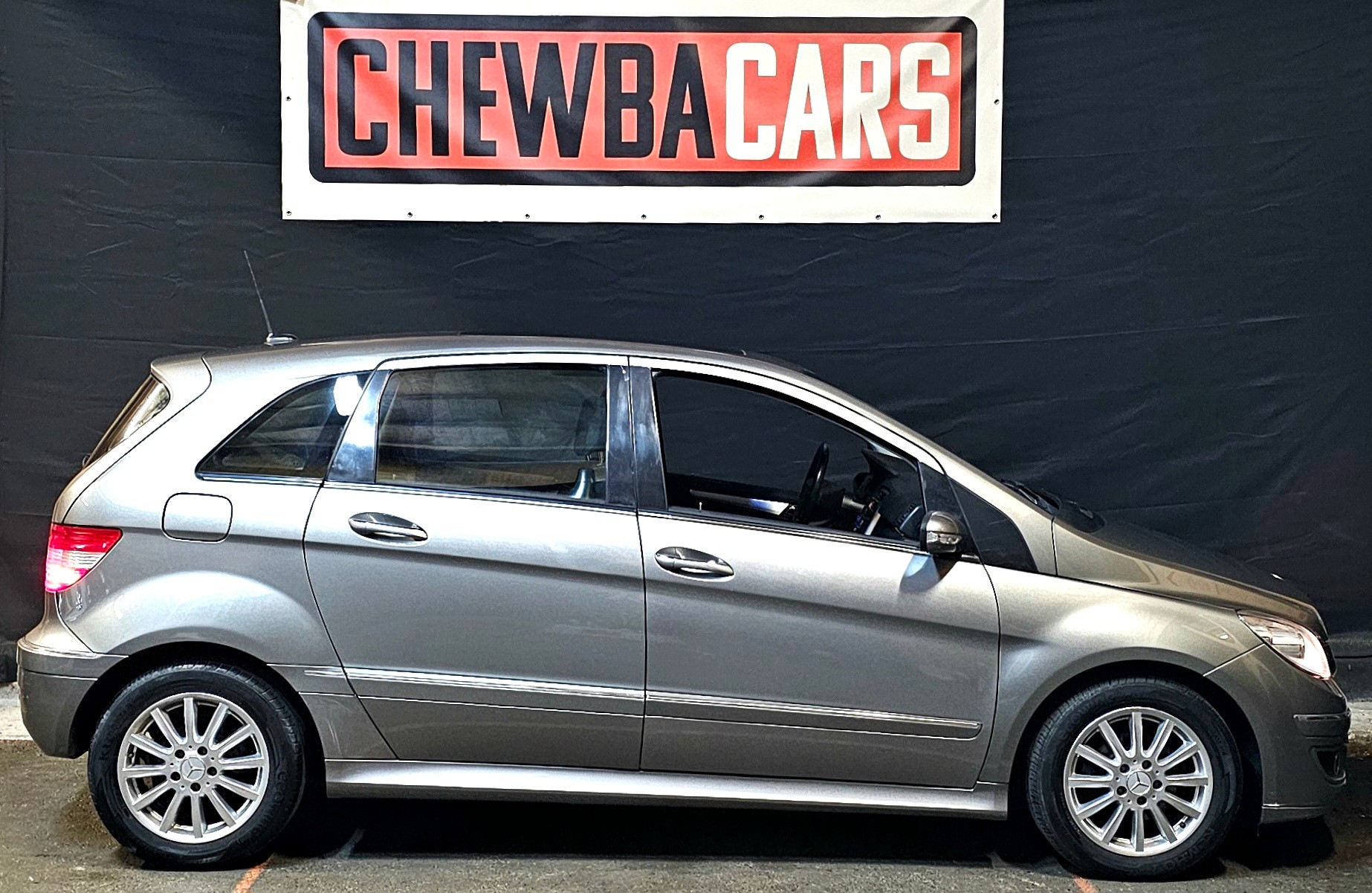 MERCEDES-BENZ B 170-image-6