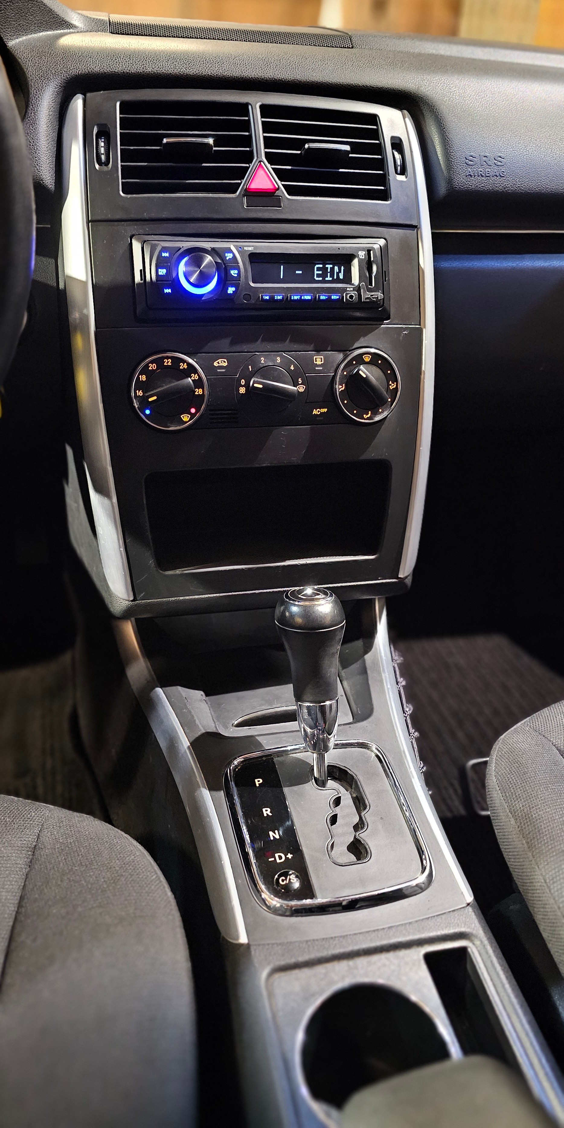 MERCEDES-BENZ B 170-image-19