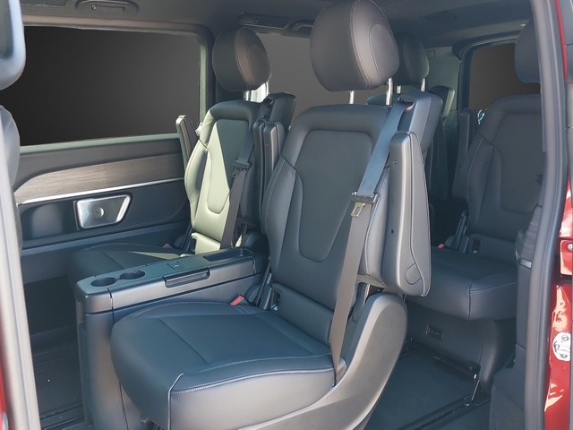 MERCEDES-BENZ V 300 d lang 4Matic Swiss Edition 9G-Tronic-image-6