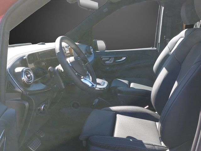 MERCEDES-BENZ V 300 d lang 4Matic Swiss Edition 9G-Tronic-image-5