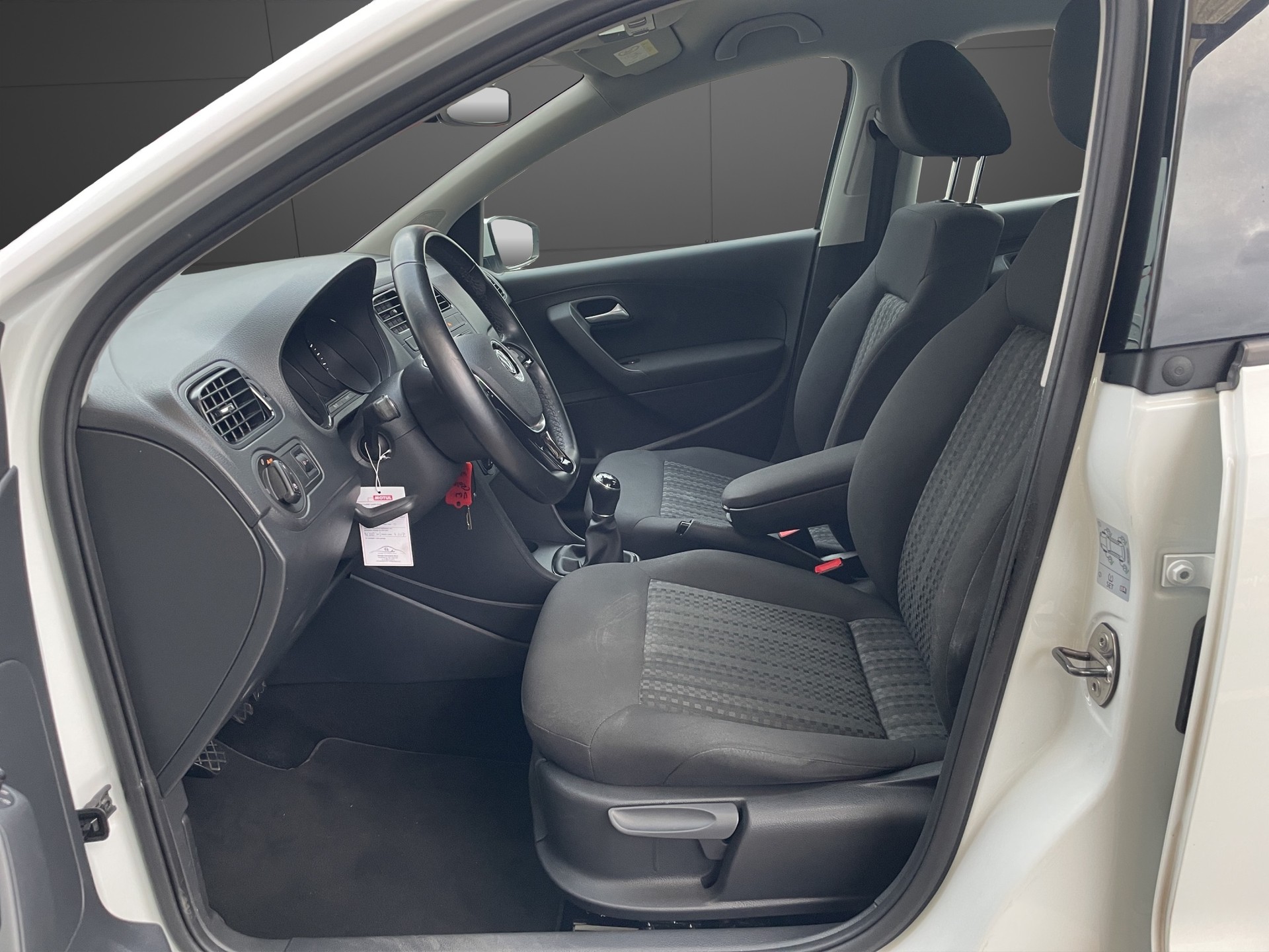 VW Polo 1.2 TSI BMT Trendline-image-14