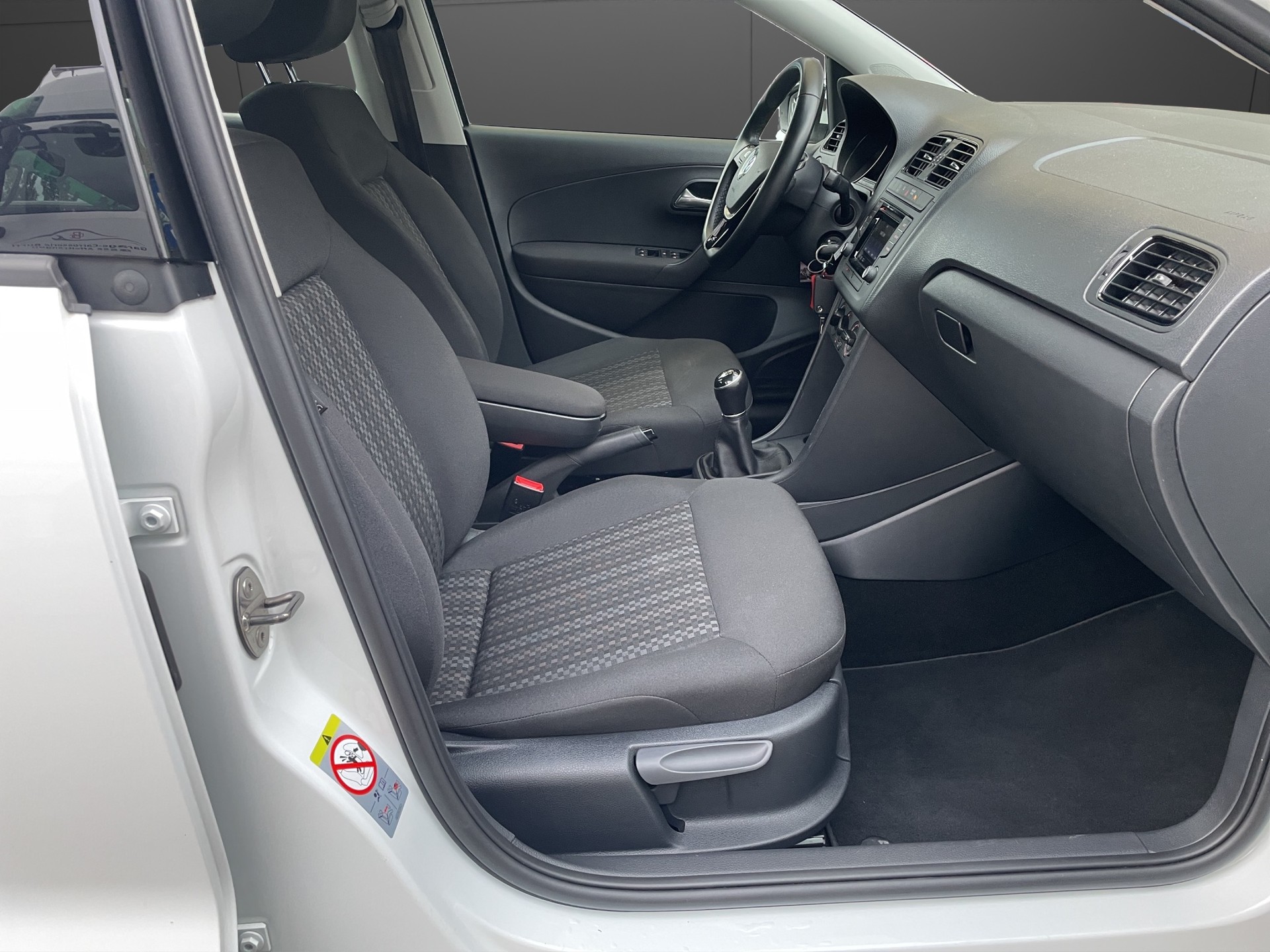 VW Polo 1.2 TSI BMT Trendline-image-15