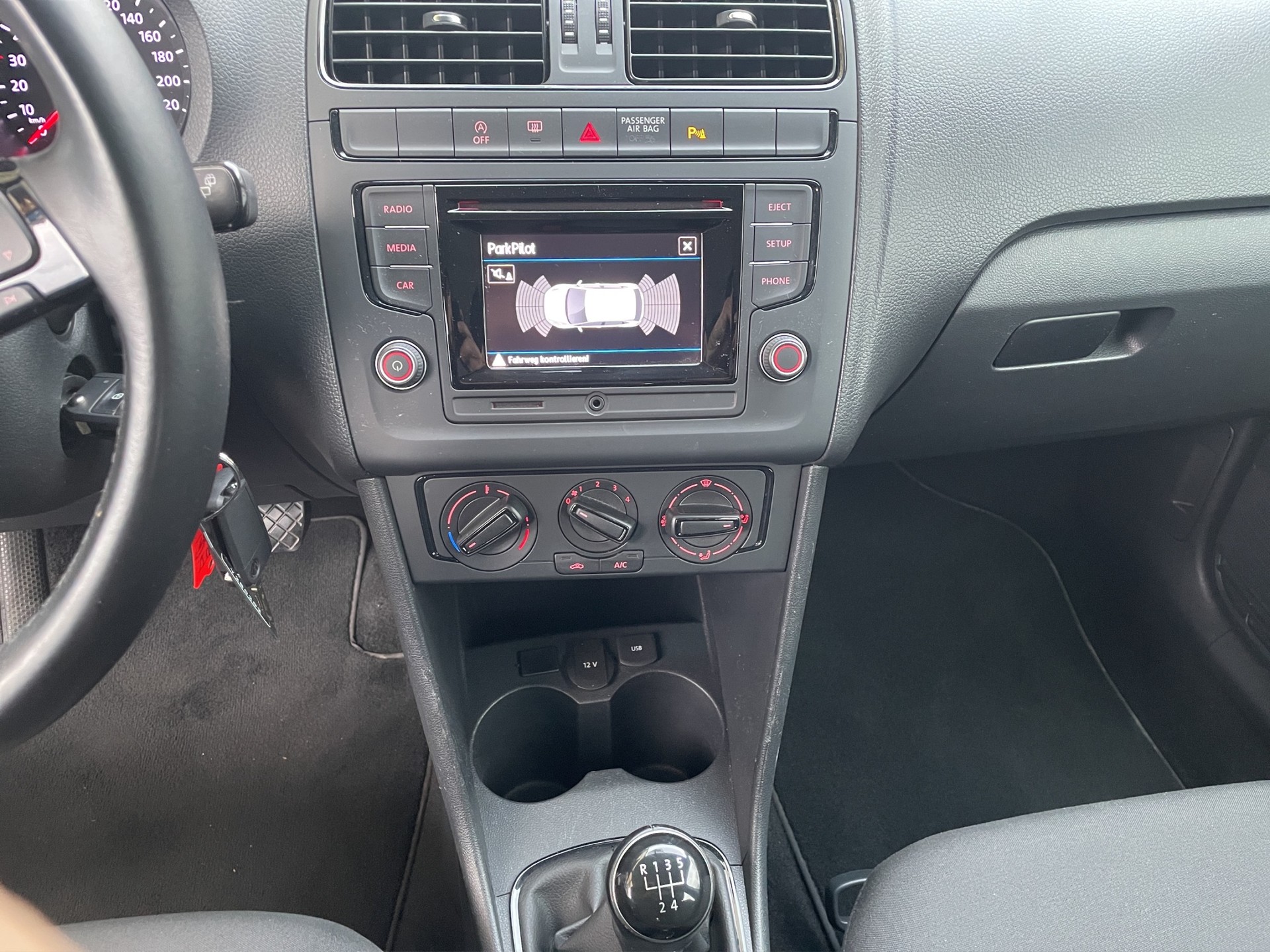 VW Polo 1.2 TSI BMT Trendline-image-10
