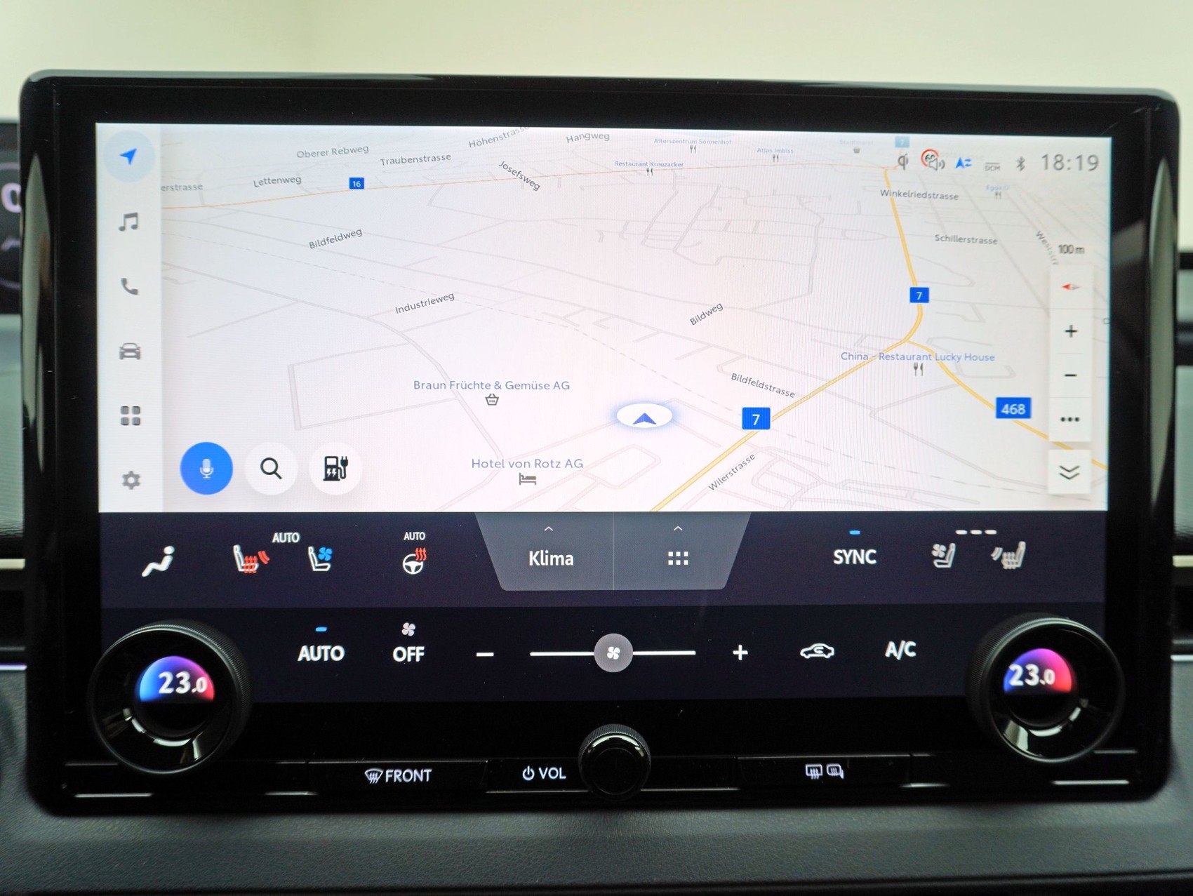 TOYOTA bZ4X Premium AWD ** JBL- Premium Soundsystem **-image-15
