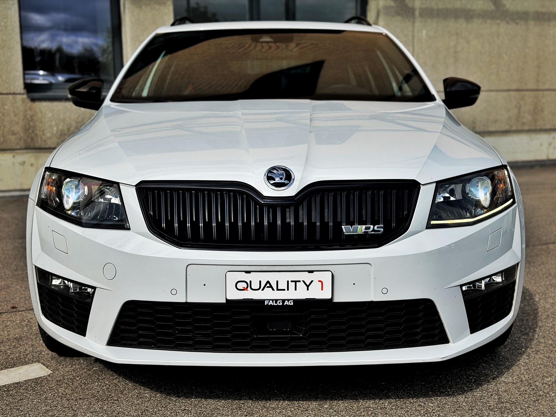 SKODA Octavia Combi 2.0 TDI RS DSG-image-6