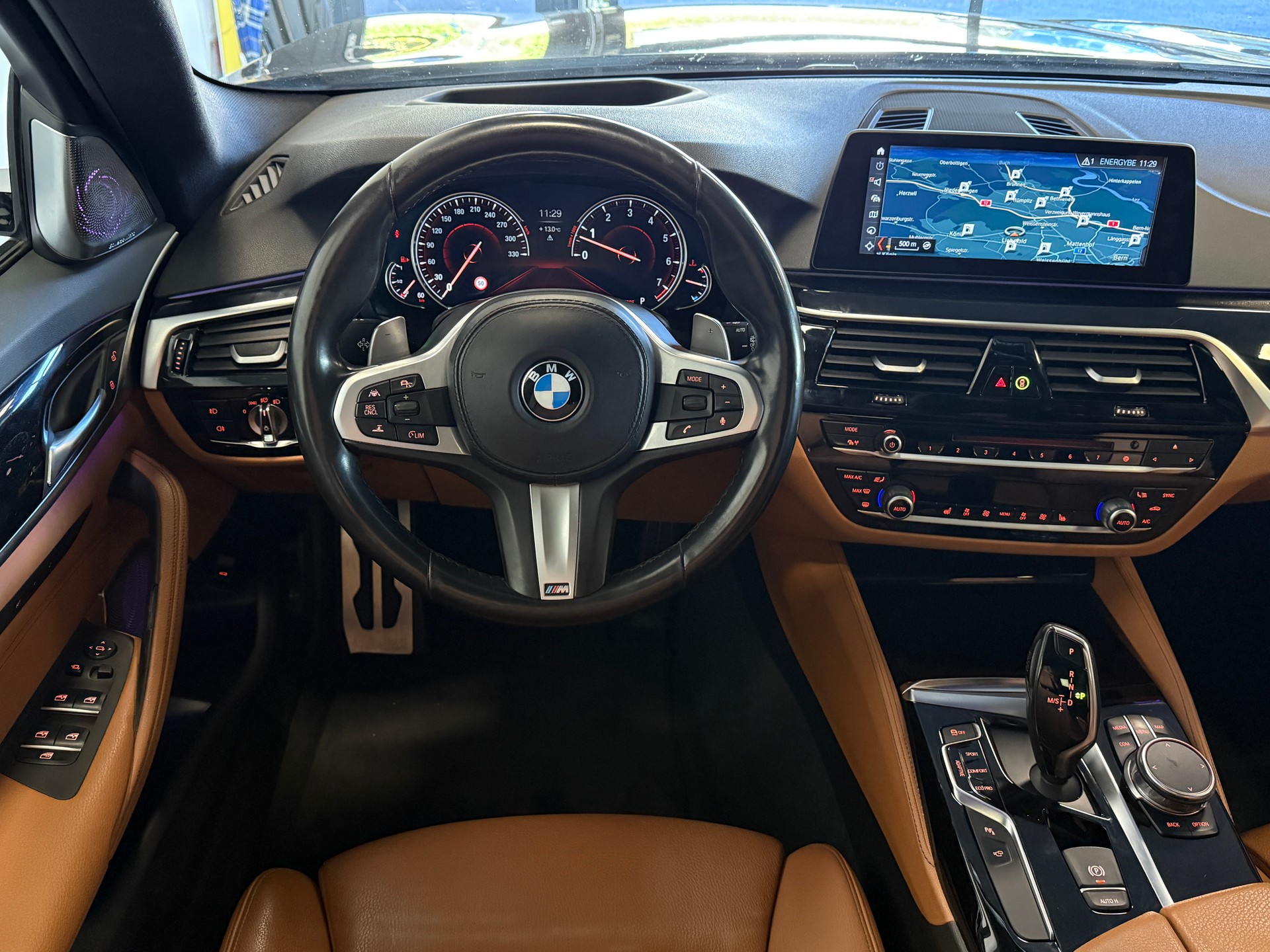 BMW 540i xDrive M-Paket Touring Steptronic *AHK 2t*-image-7