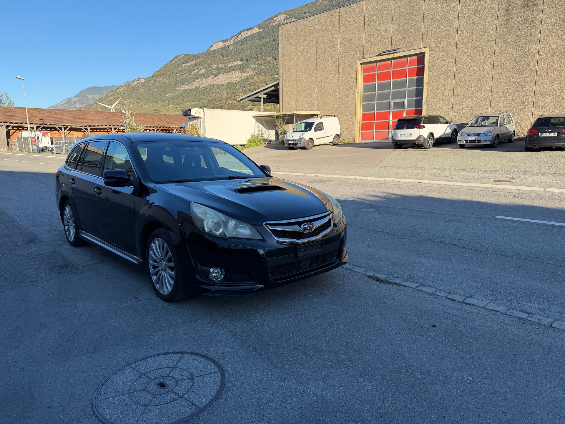 SUBARU Legacy 2.0D Swiss Special AWD-image-6