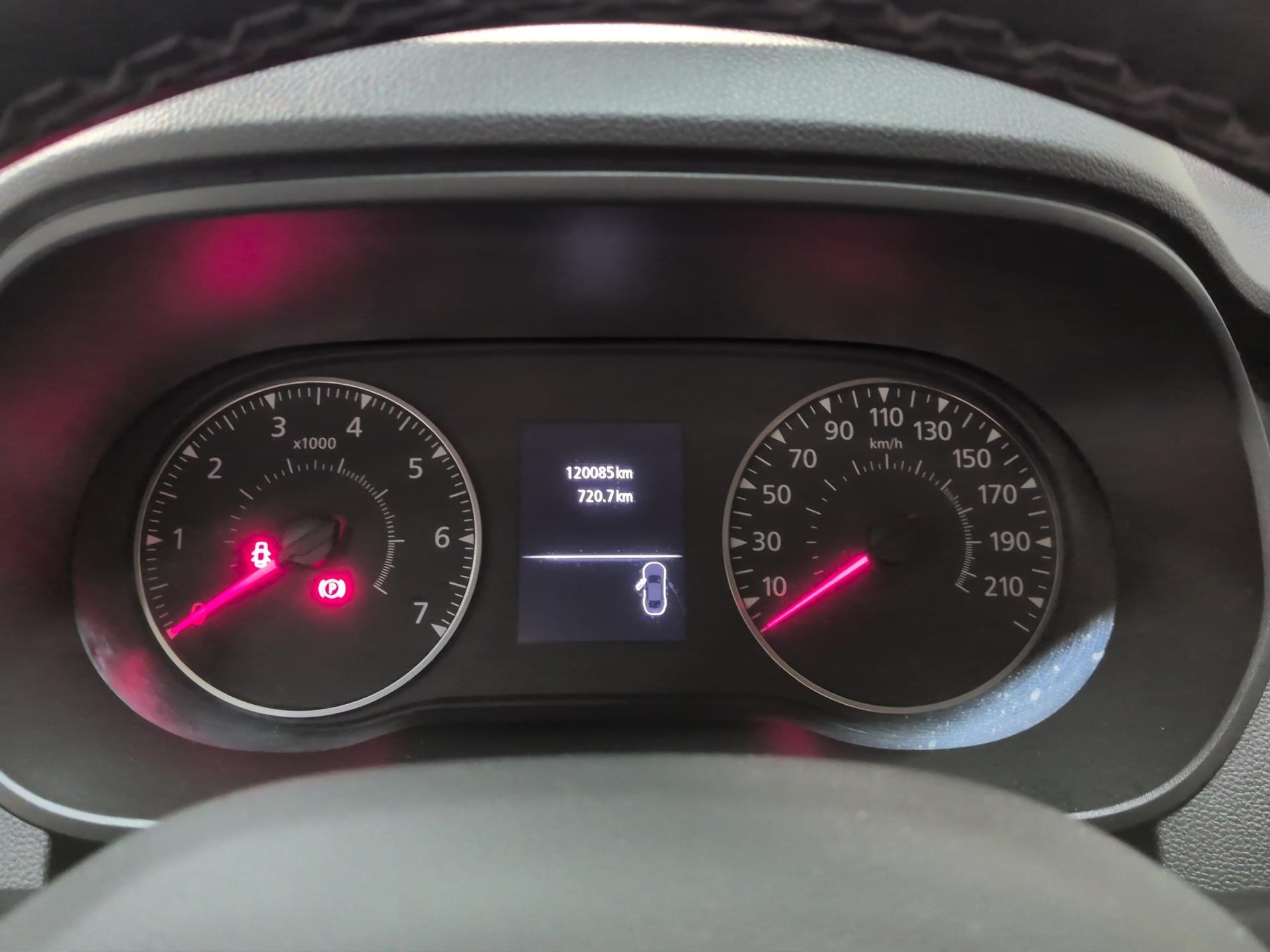 DACIA Duster dCi 115 Prestige 4x4-image-10