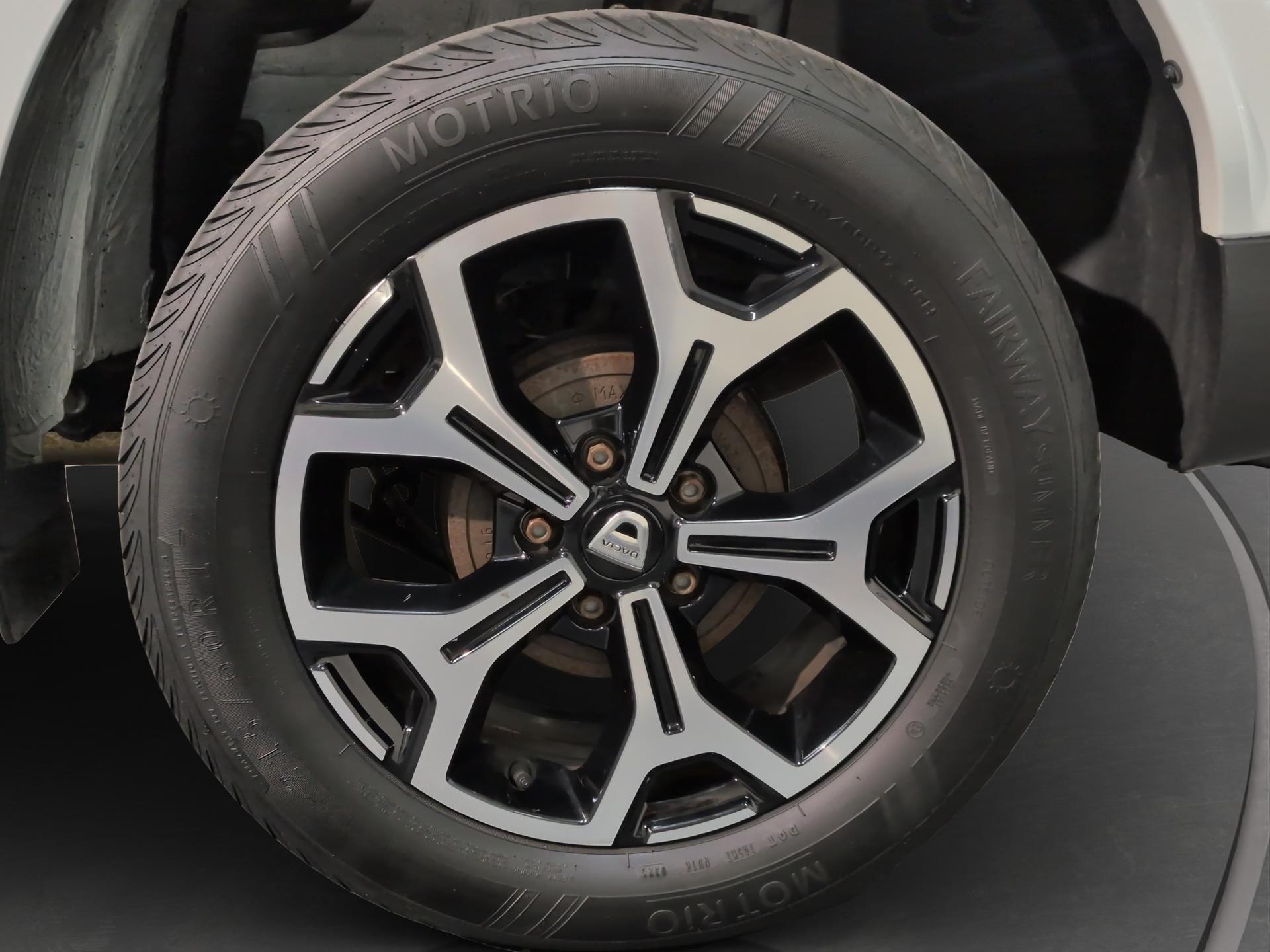 DACIA Duster dCi 115 Prestige 4x4-image-25