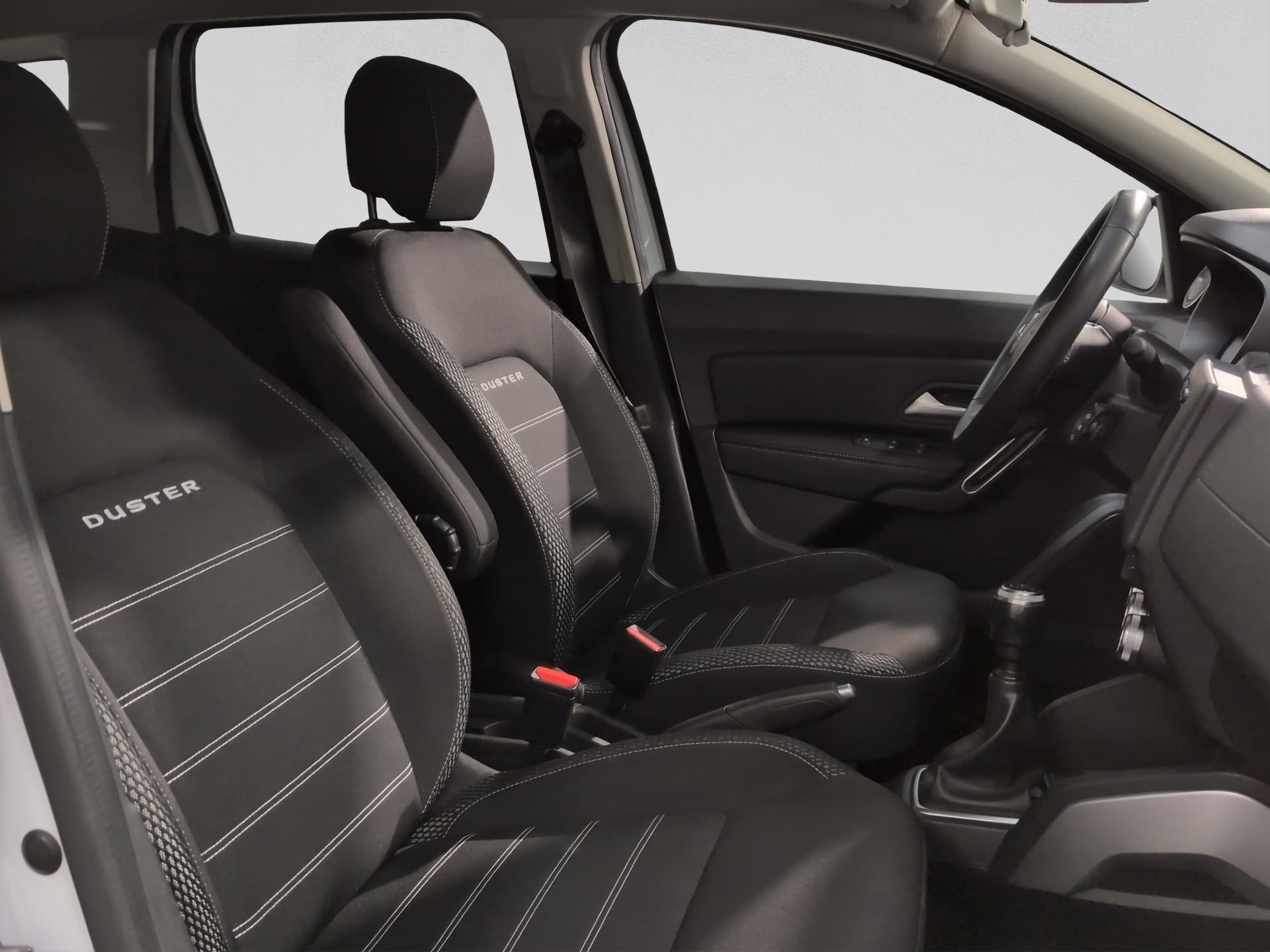 DACIA Duster dCi 115 Prestige 4x4-image-16