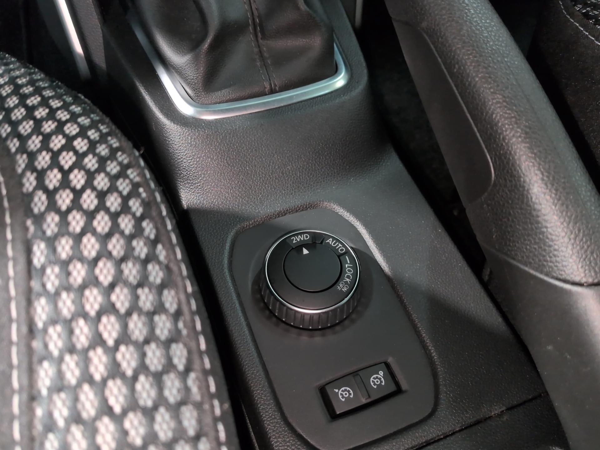 DACIA Duster dCi 115 Prestige 4x4-image-18