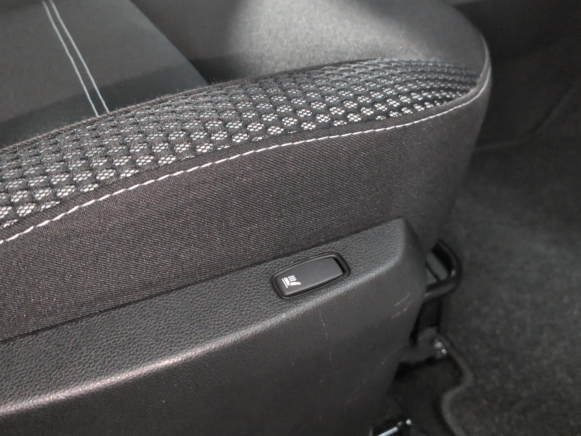 DACIA Duster dCi 115 Prestige 4x4-image-21