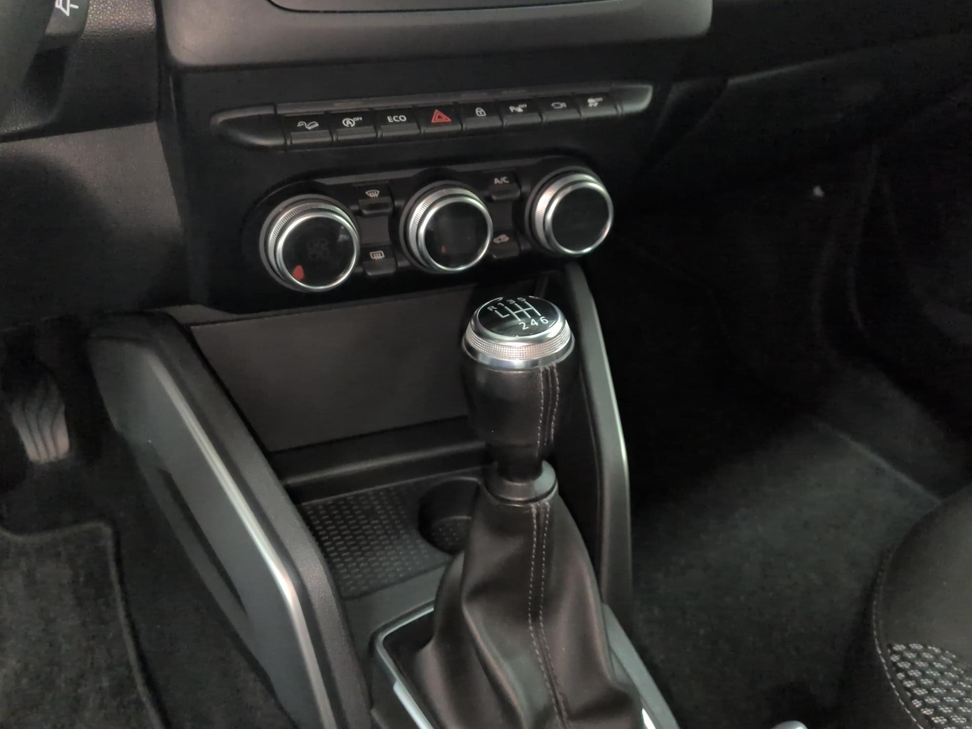DACIA Duster dCi 115 Prestige 4x4-image-11