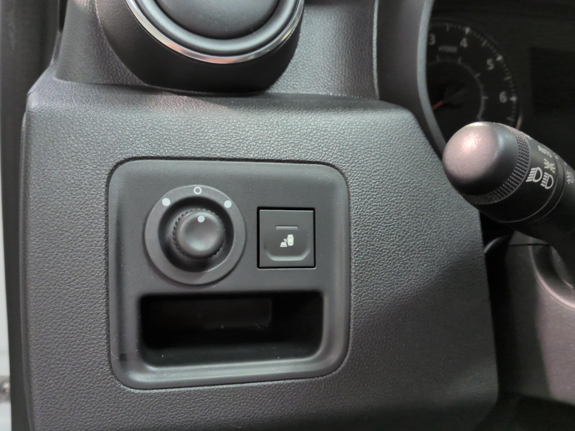 DACIA Duster dCi 115 Prestige 4x4-image-19