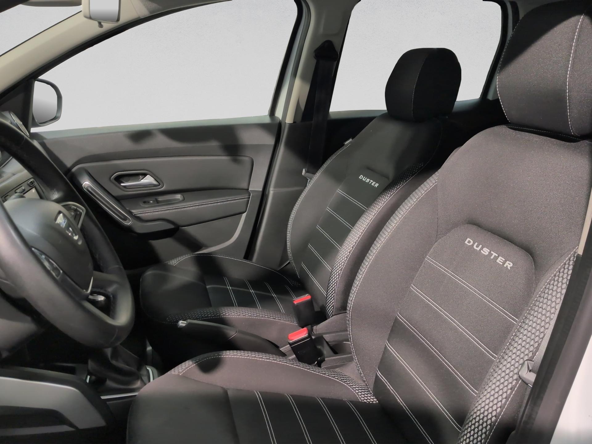 DACIA Duster dCi 115 Prestige 4x4-image-8