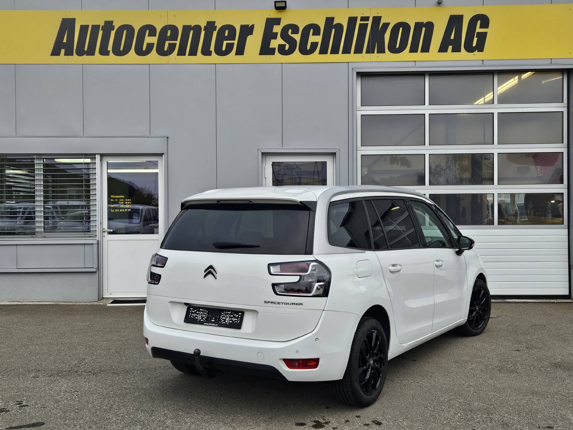 CITROEN C4 Grand Spacetourer 1.5 BlueHDi Shine * 7- Plätzer *-image-4