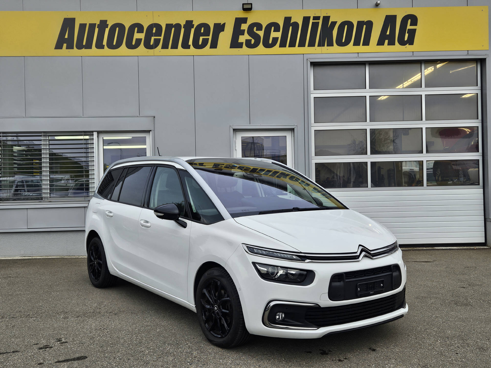 CITROEN C4 Grand Spacetourer 1.5 BlueHDi Shine * 7- Plätzer *-image-2
