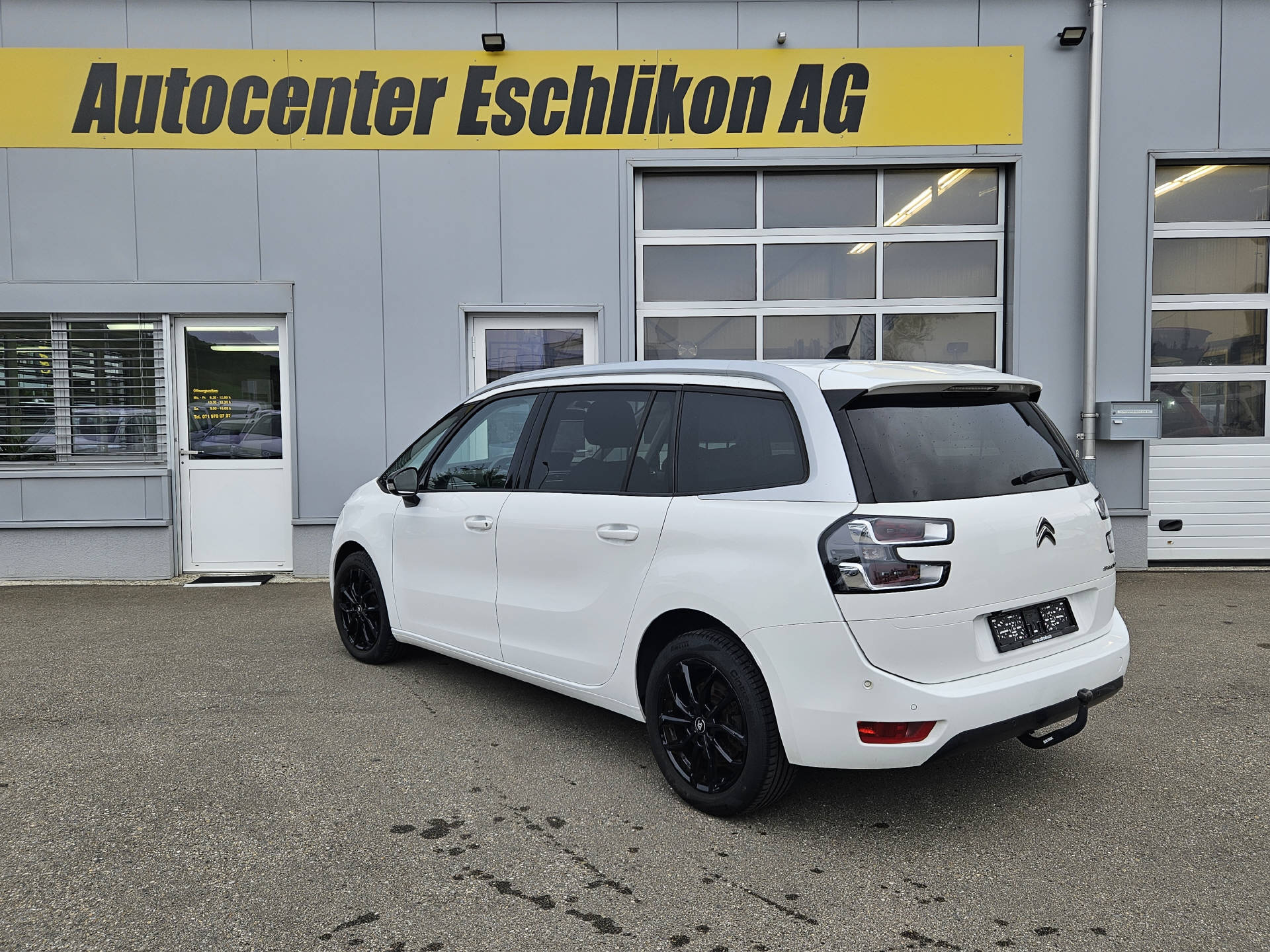 CITROEN C4 Grand Spacetourer 1.5 BlueHDi Shine * 7- Plätzer *-image-7