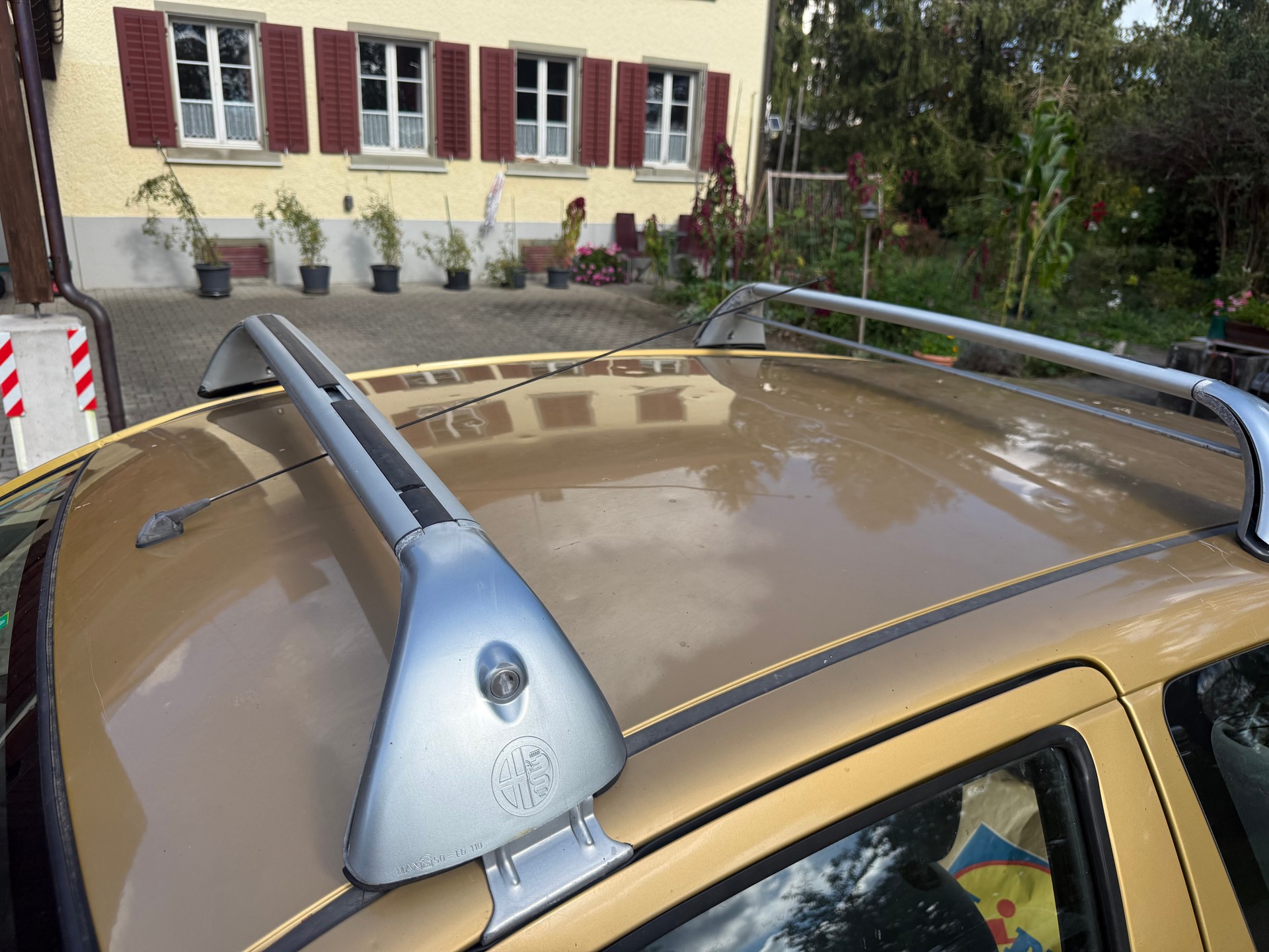 TOYOTA Yaris 1.3 Linea Luna-image-5