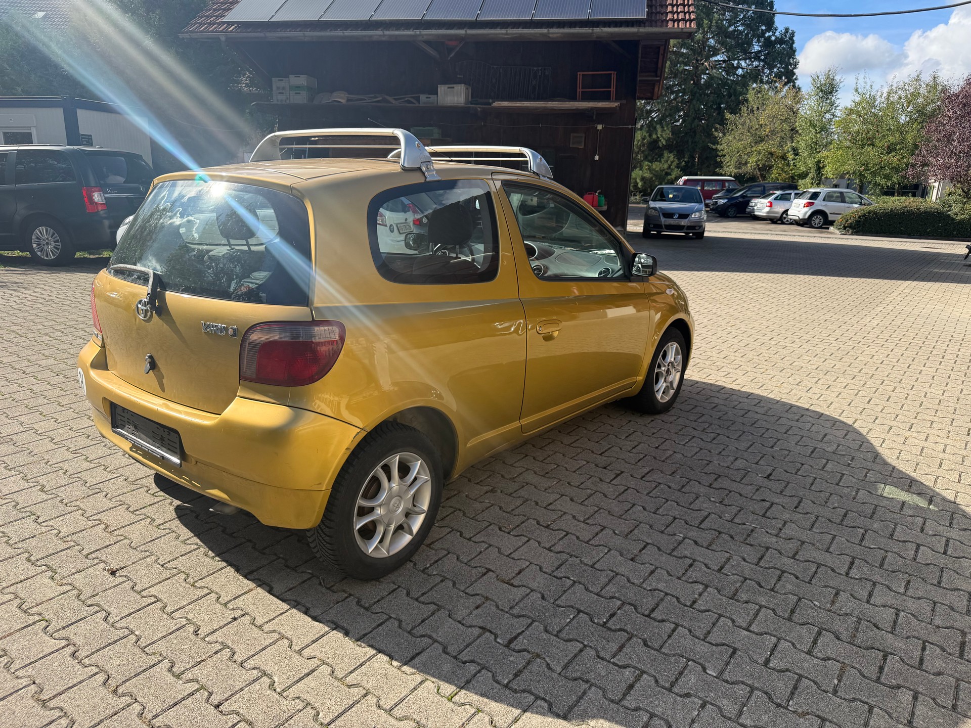 TOYOTA Yaris 1.3 Linea Luna-image-4