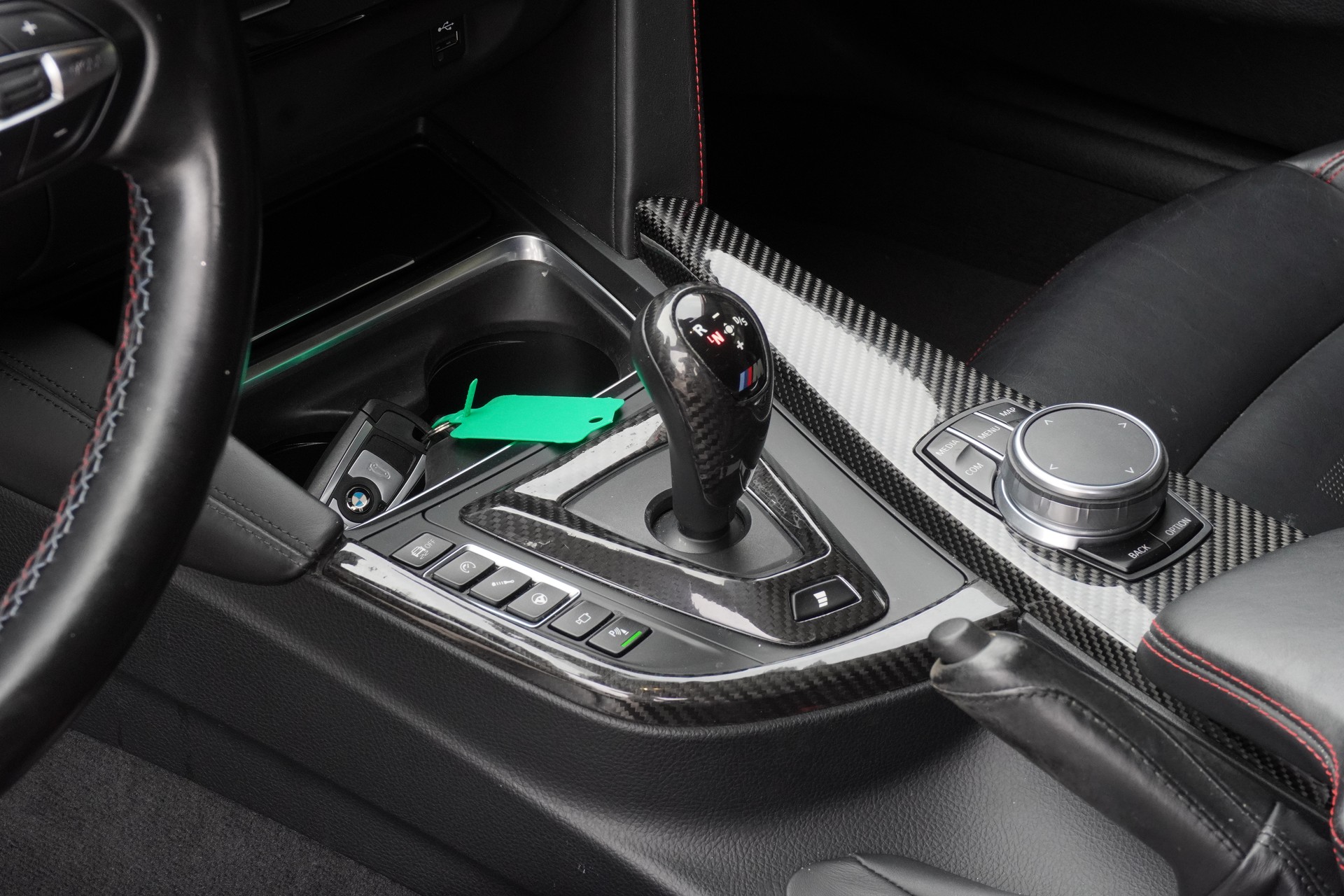 BMW M4 Coupé Competition DKG-image-13