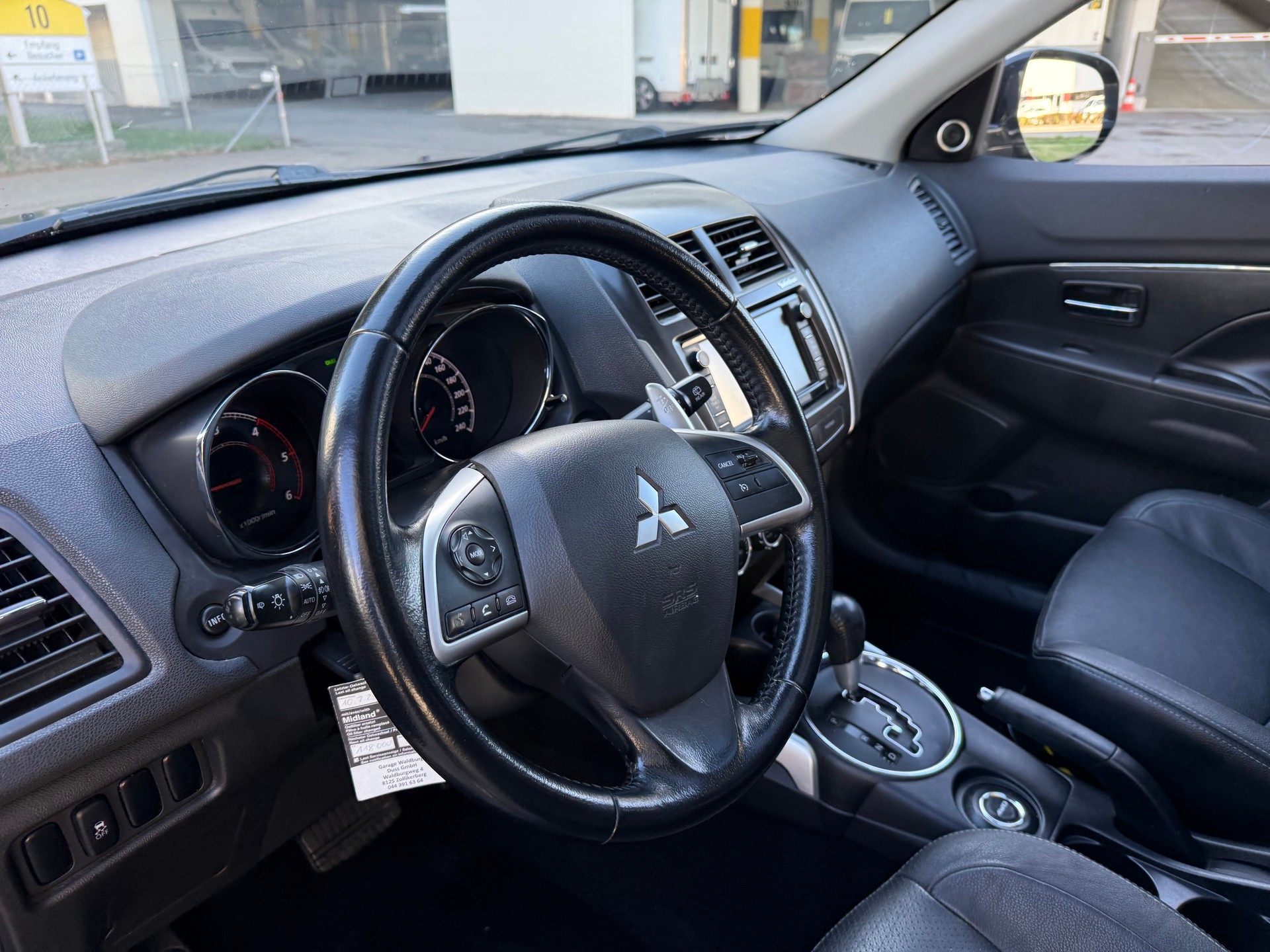 MITSUBISHI ASX 2.2 DID Navigator 4WD Automatic-image-6